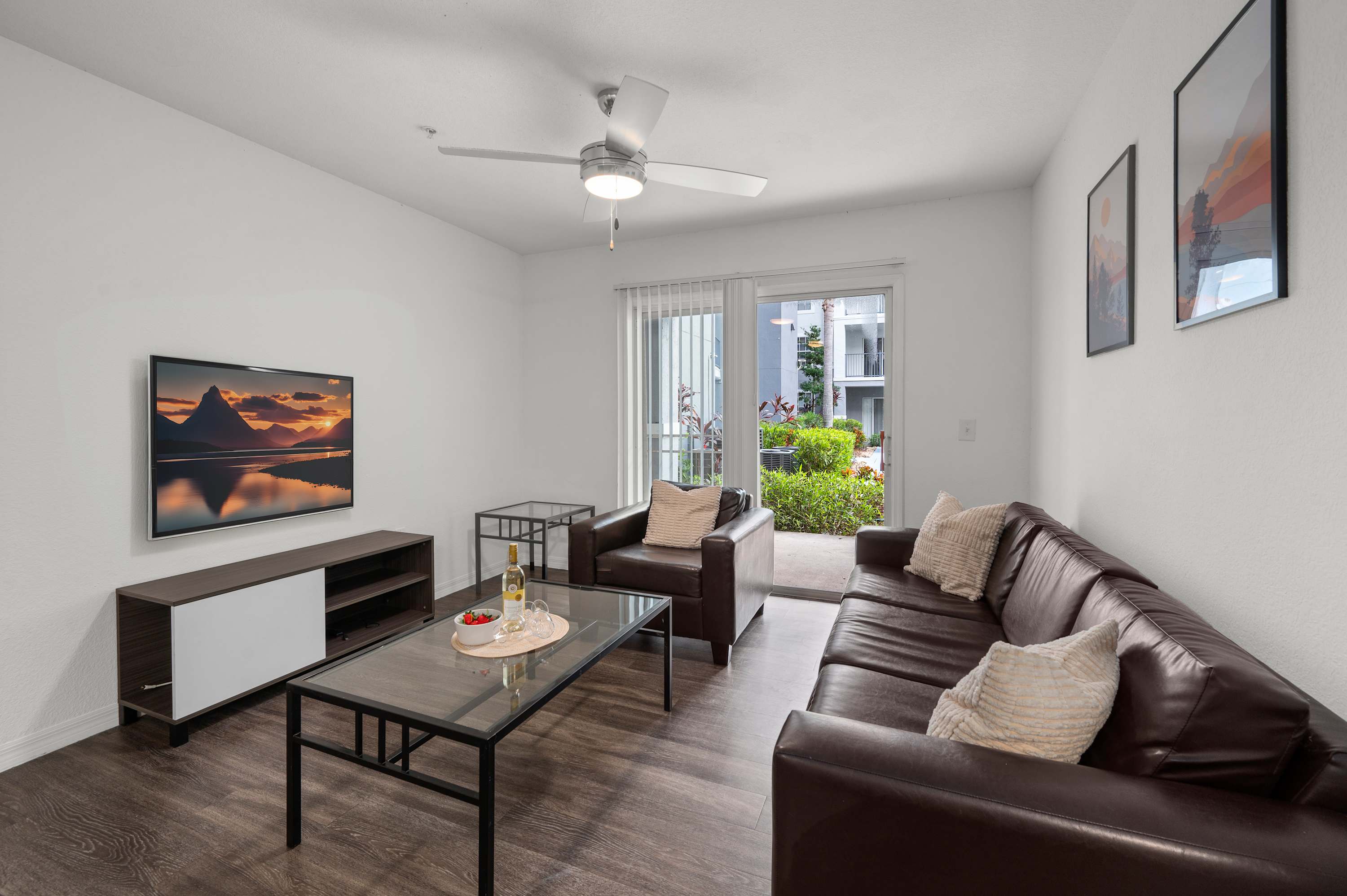 Budget Friendly! 1 MI to USF, Free Pool & GYM