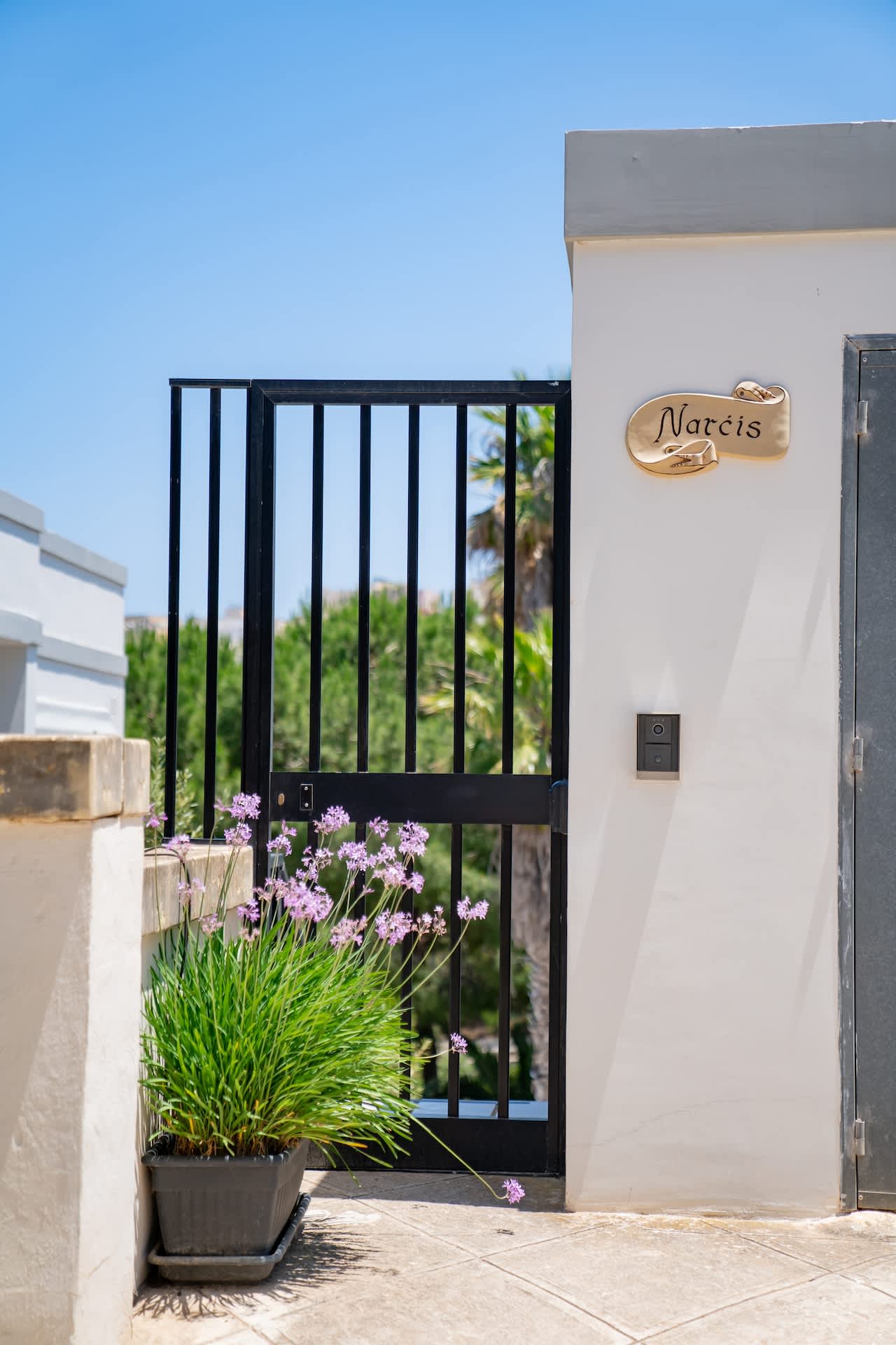 Villa Narcis~ 2 BR Villa with Private Pool & Views