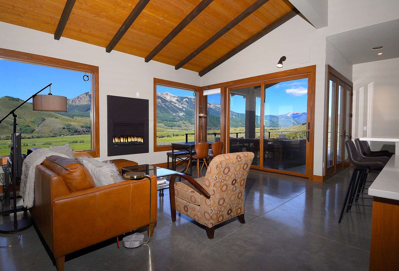 Edge of Paradise, brand new 3BD/2.5BA, views! — Skyland & Surrounding Areas, CO — vacation rental