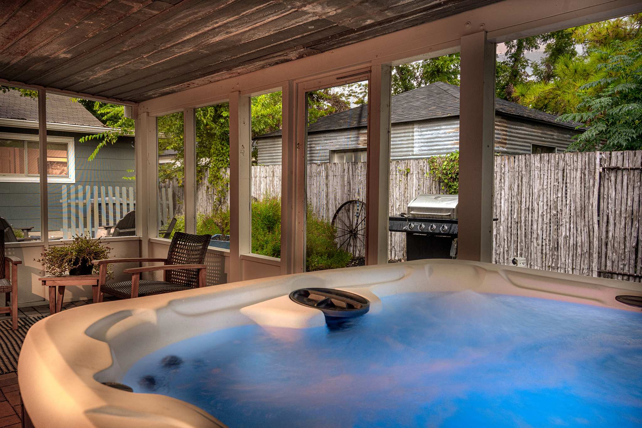 The Hackberry - Hot Tub, Fire Pit & Close to Main! — Fredericksburg, TX — vacation rental