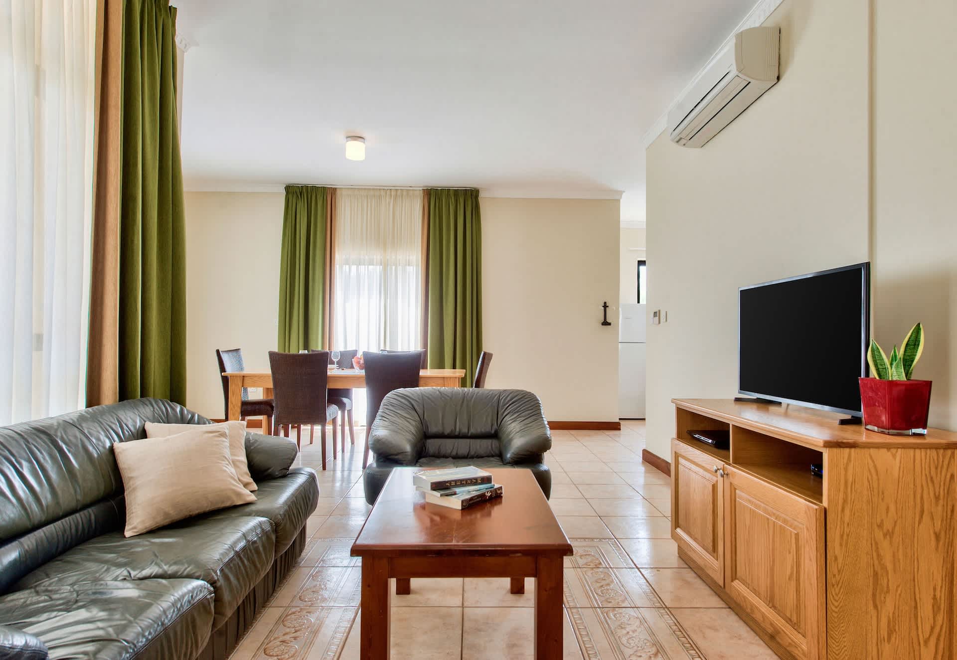 Villa Stephanotis~ Villa w/ Private Pool & Views
