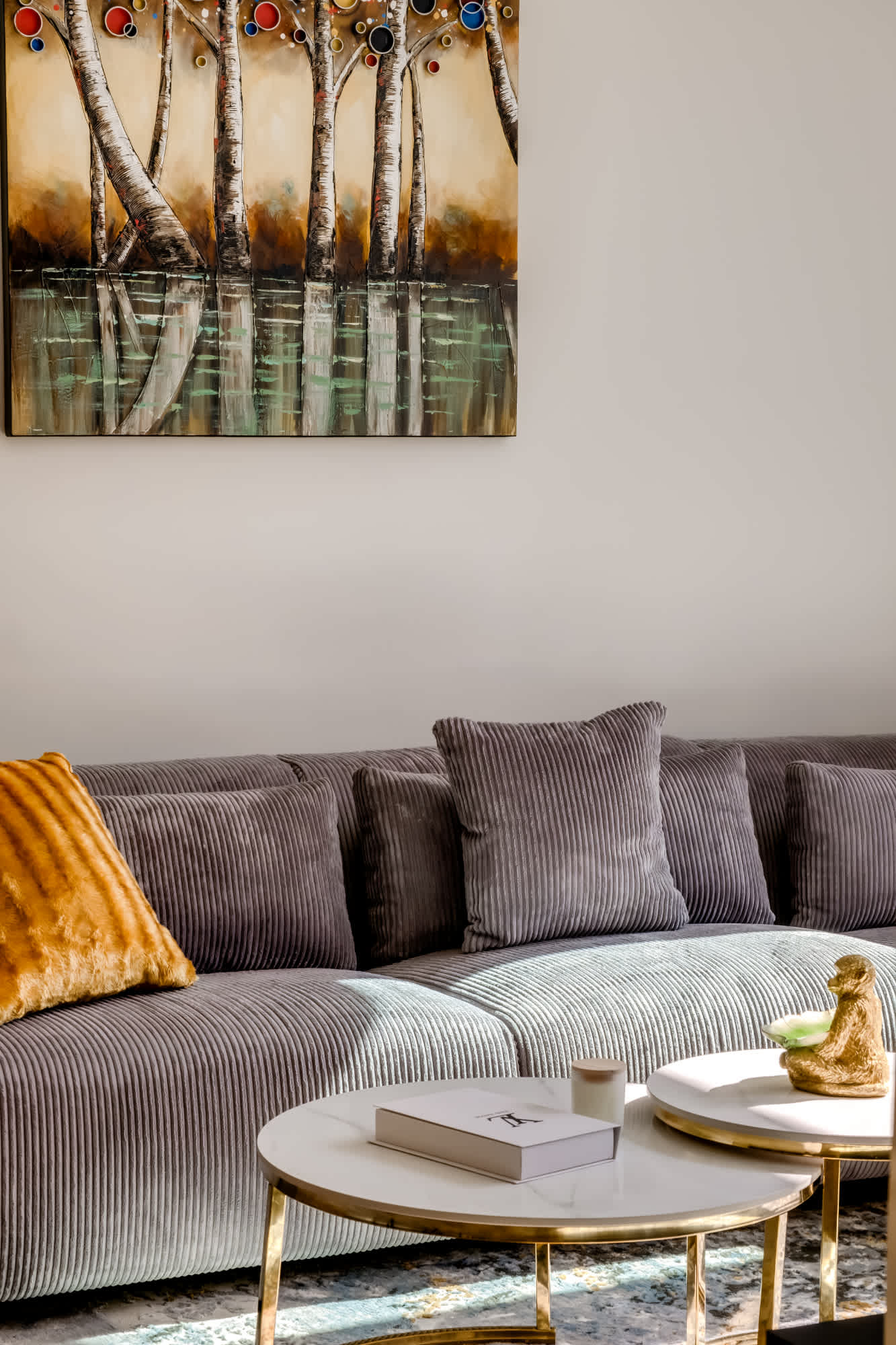 Upscale Urban Haven at City Suite 906 5