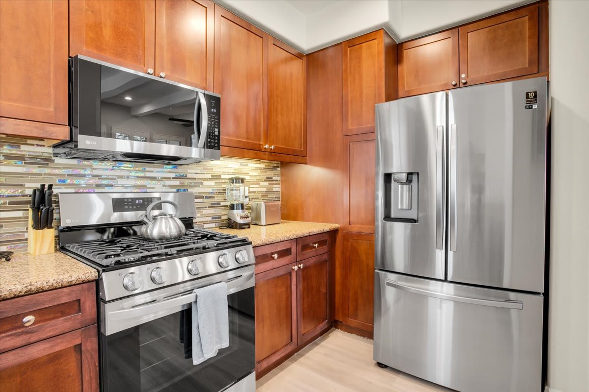 Modern LQ Getaway, Steps to pool & spa! #A - Photo 5