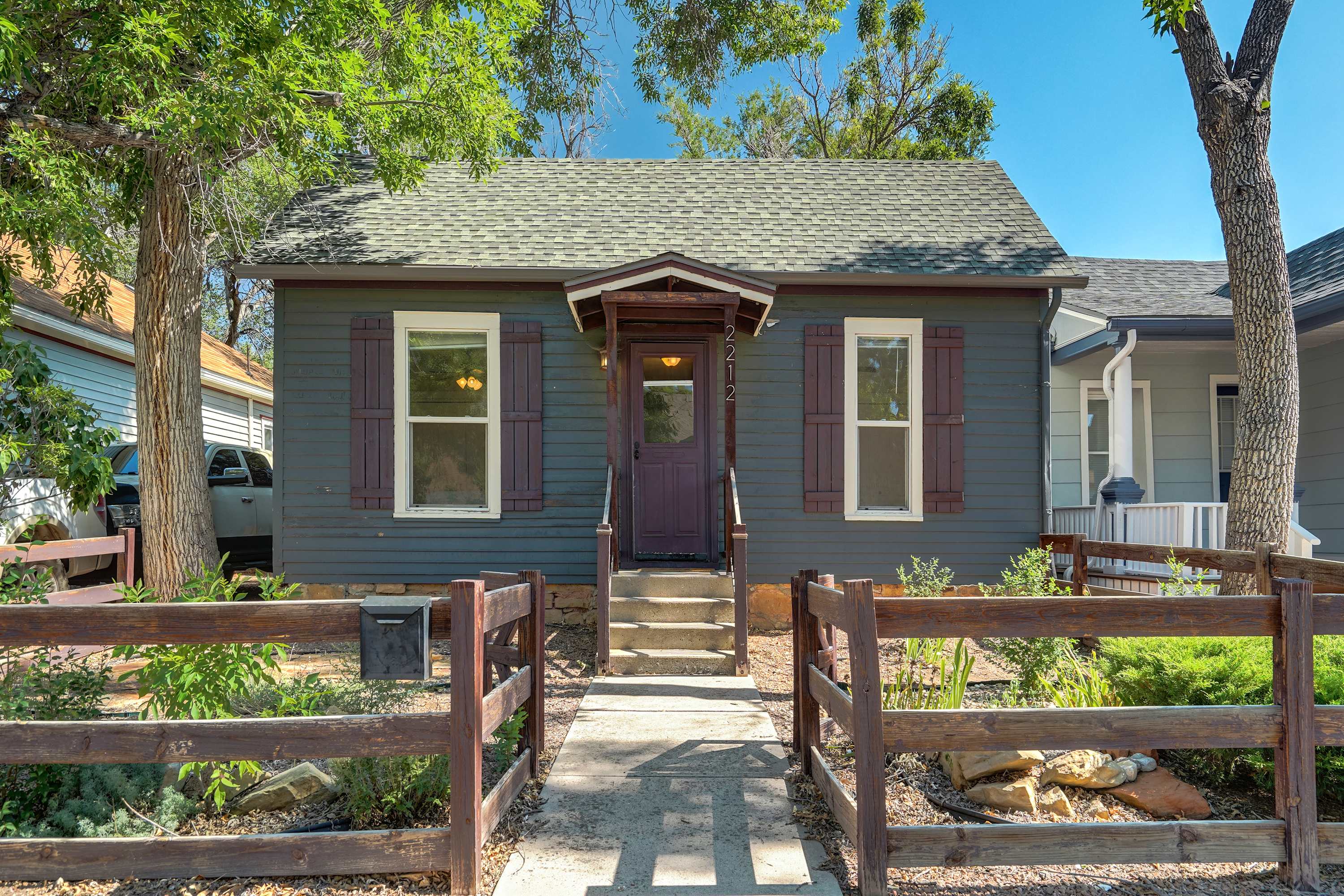 Old Colorado City Dog Friendly Fenced Yard & Patio — Colorado Springs, CO — vacation rental