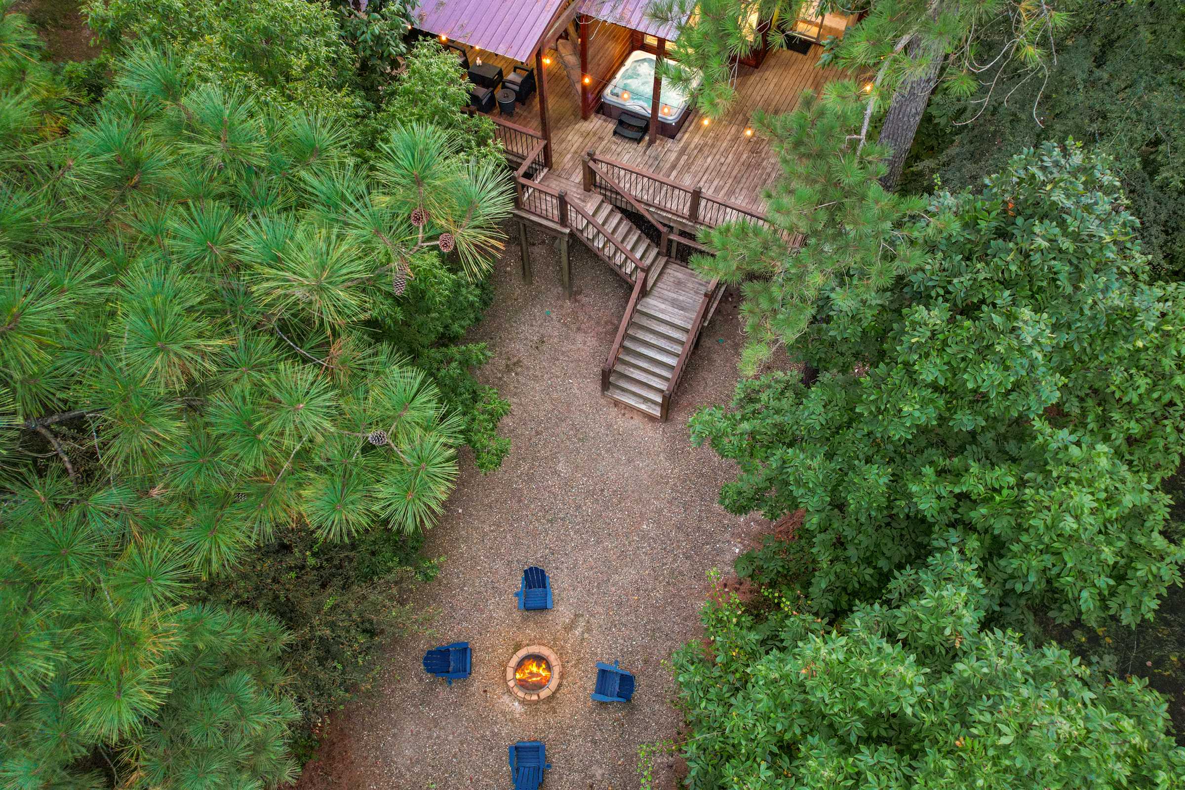 Cabin Retreat with Spa, Fire Pit & Games - Sleeps 4