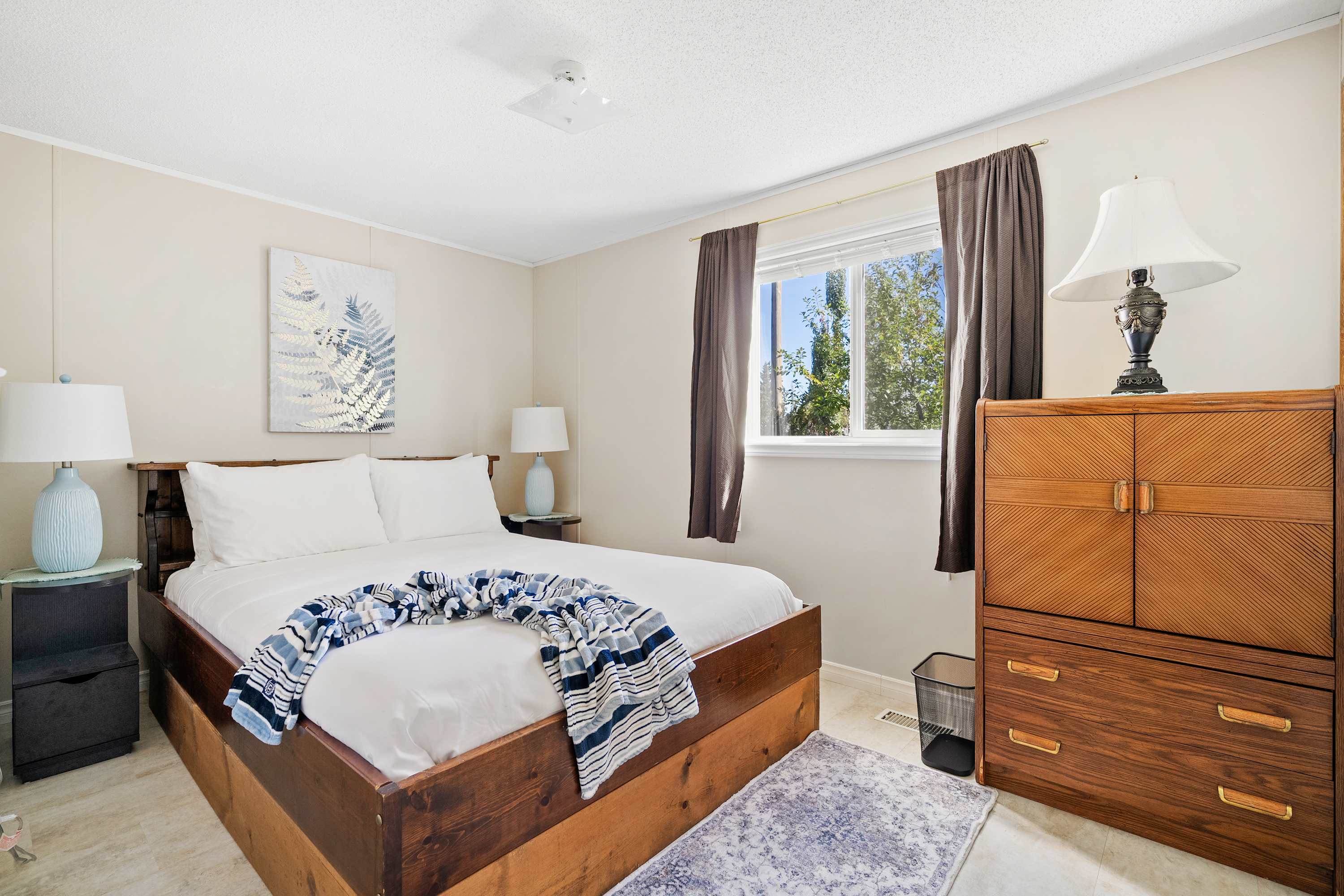 Sunrise at Sylvan Lake Family Friendly — Sylvan Lake, Alberta — vacation rental