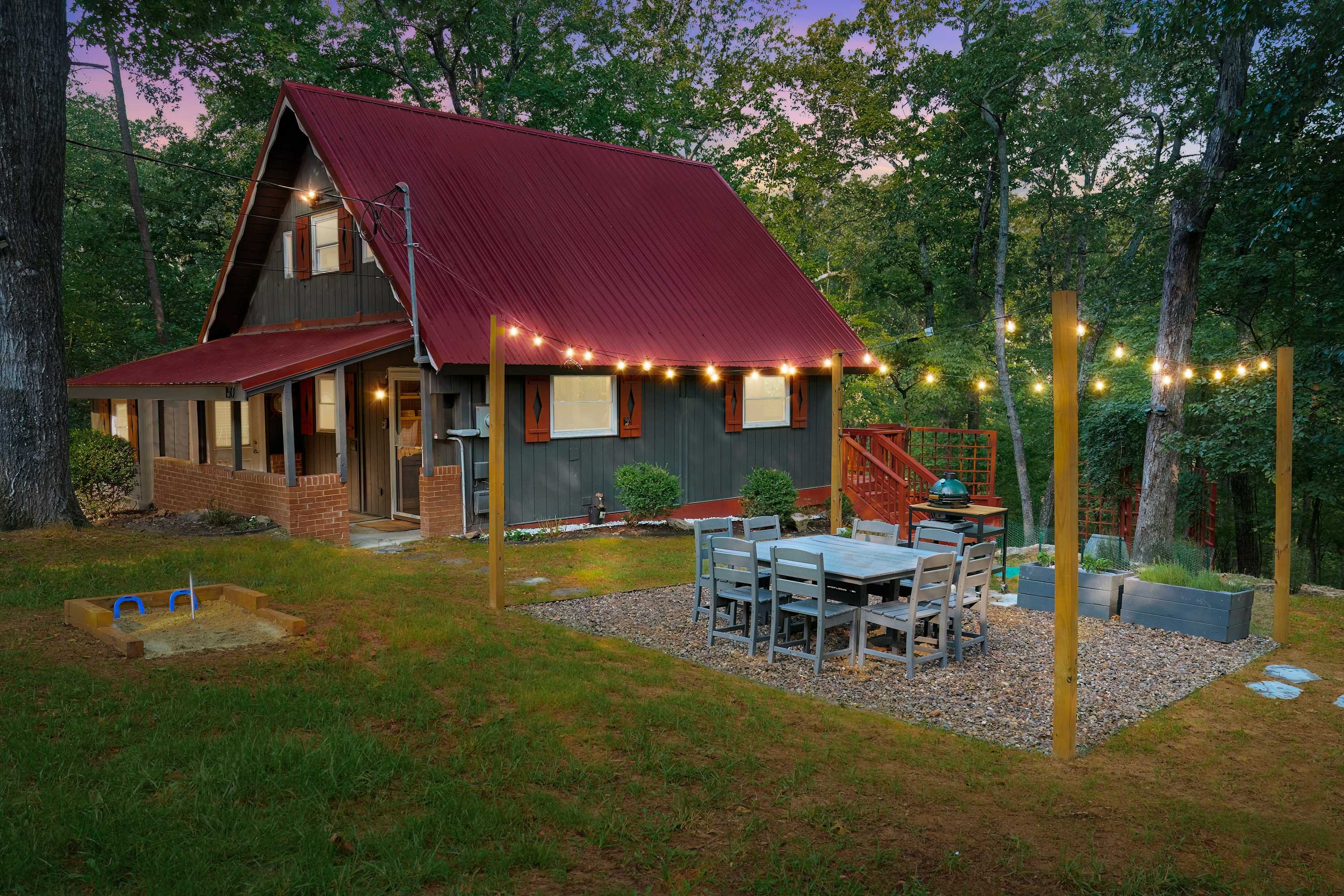 A Frame~ Shenandoah Escape~ Fire Pit~ Hot tub~ BBQ — Harpers Ferry, WV — vacation rental