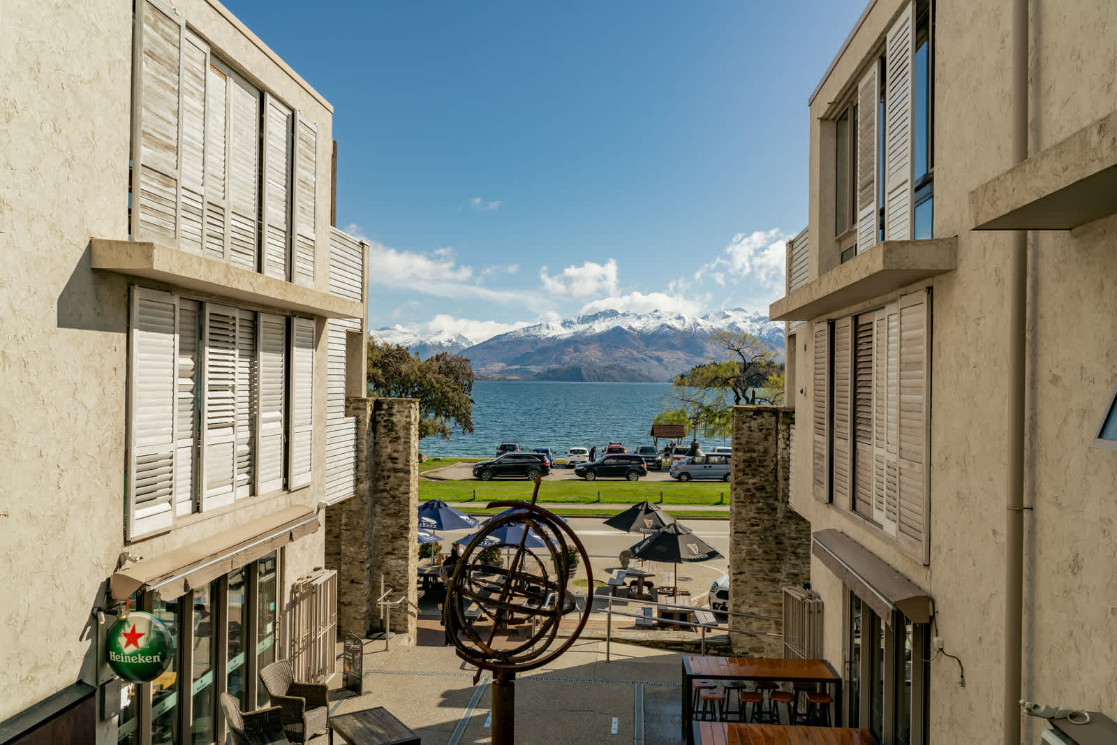 Lakeview Park Apartment
