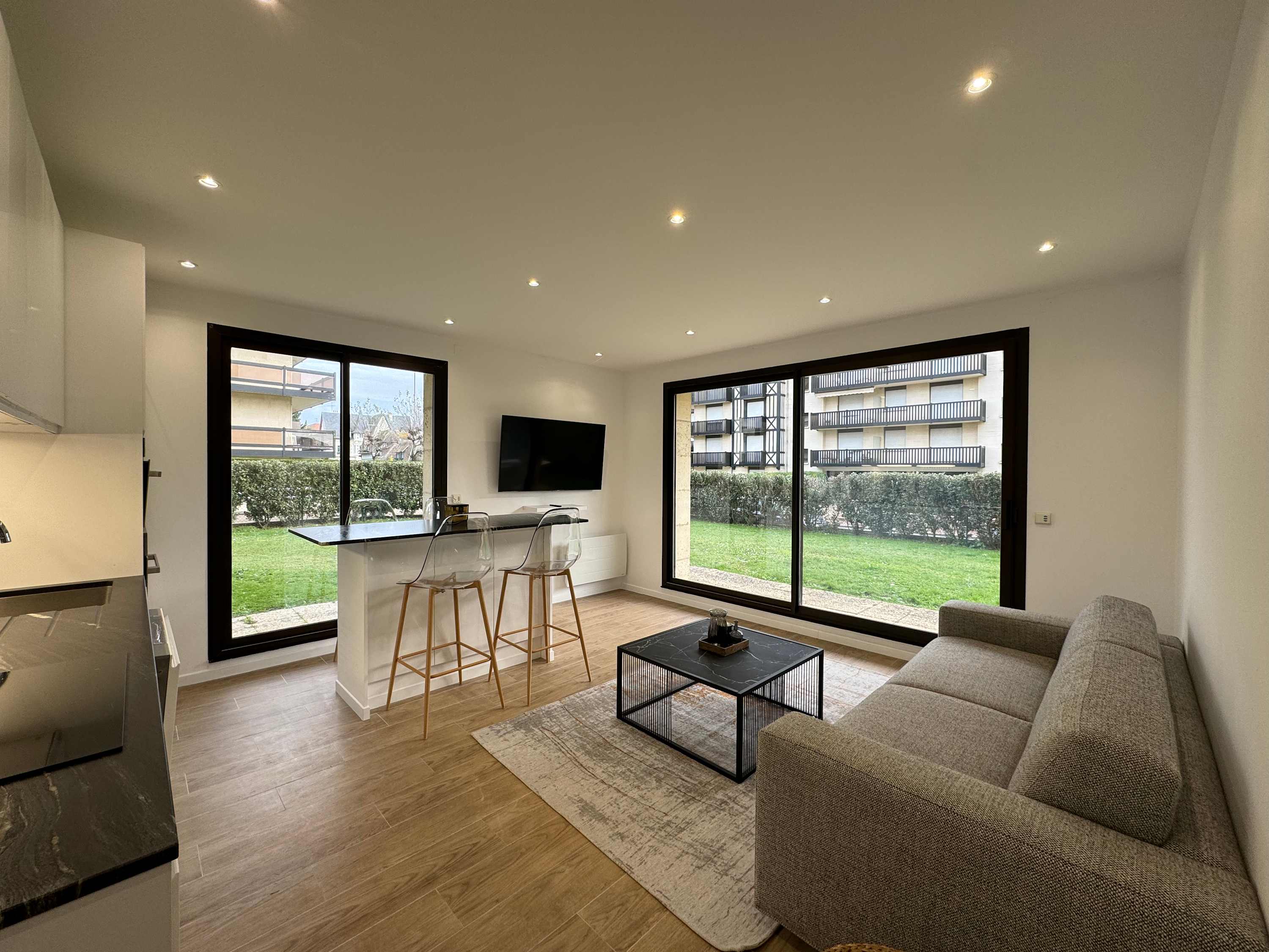 Jardin privé + parking · 6 pers · plage 2 min