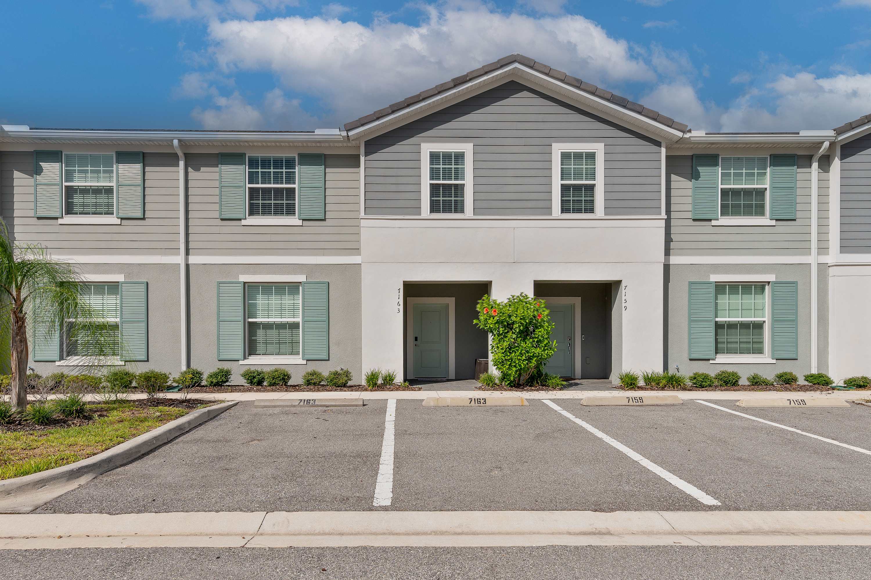 Townhouse w/ pool & resort water park