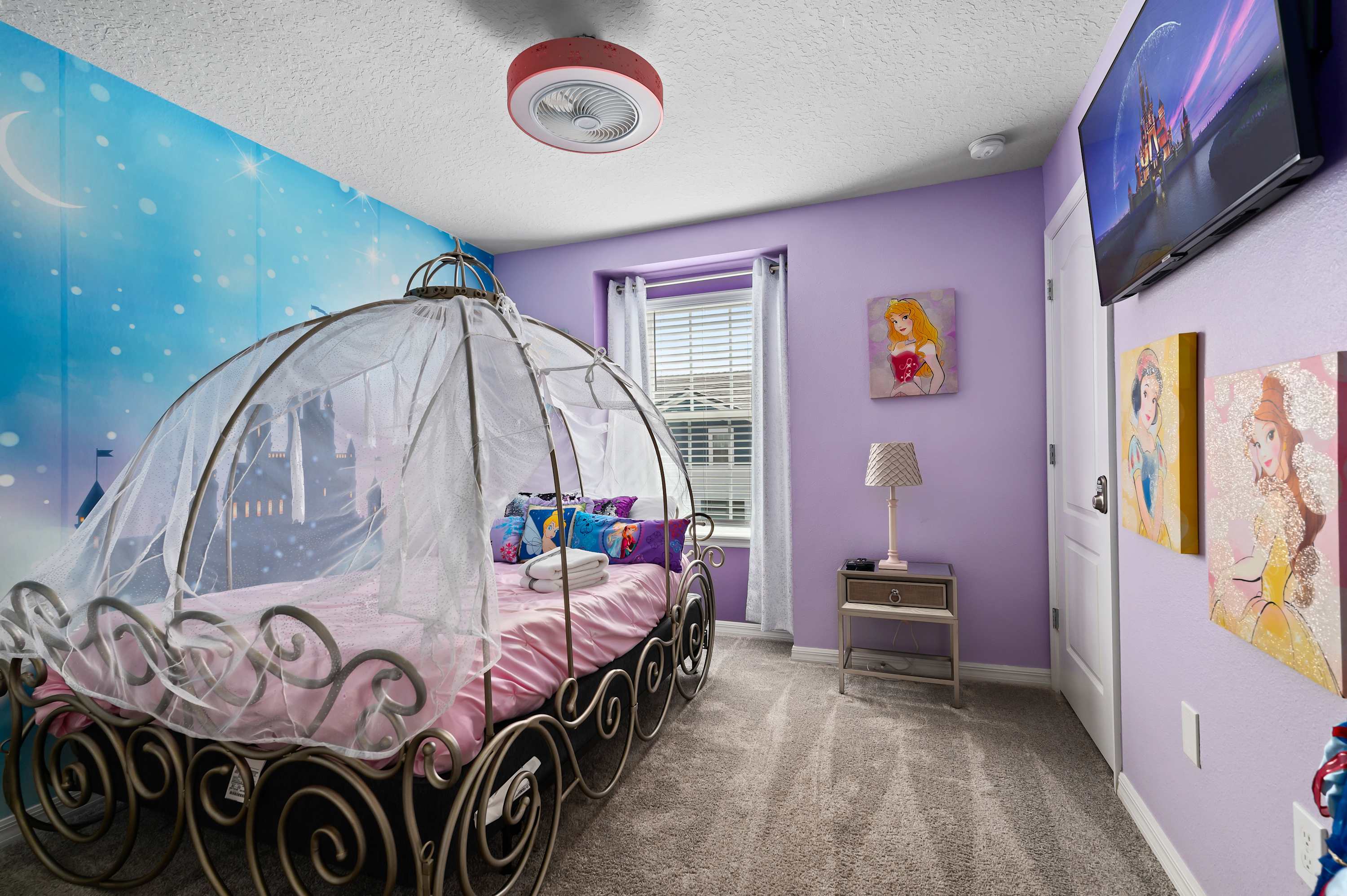 Townhouse w/ pool & resort water park