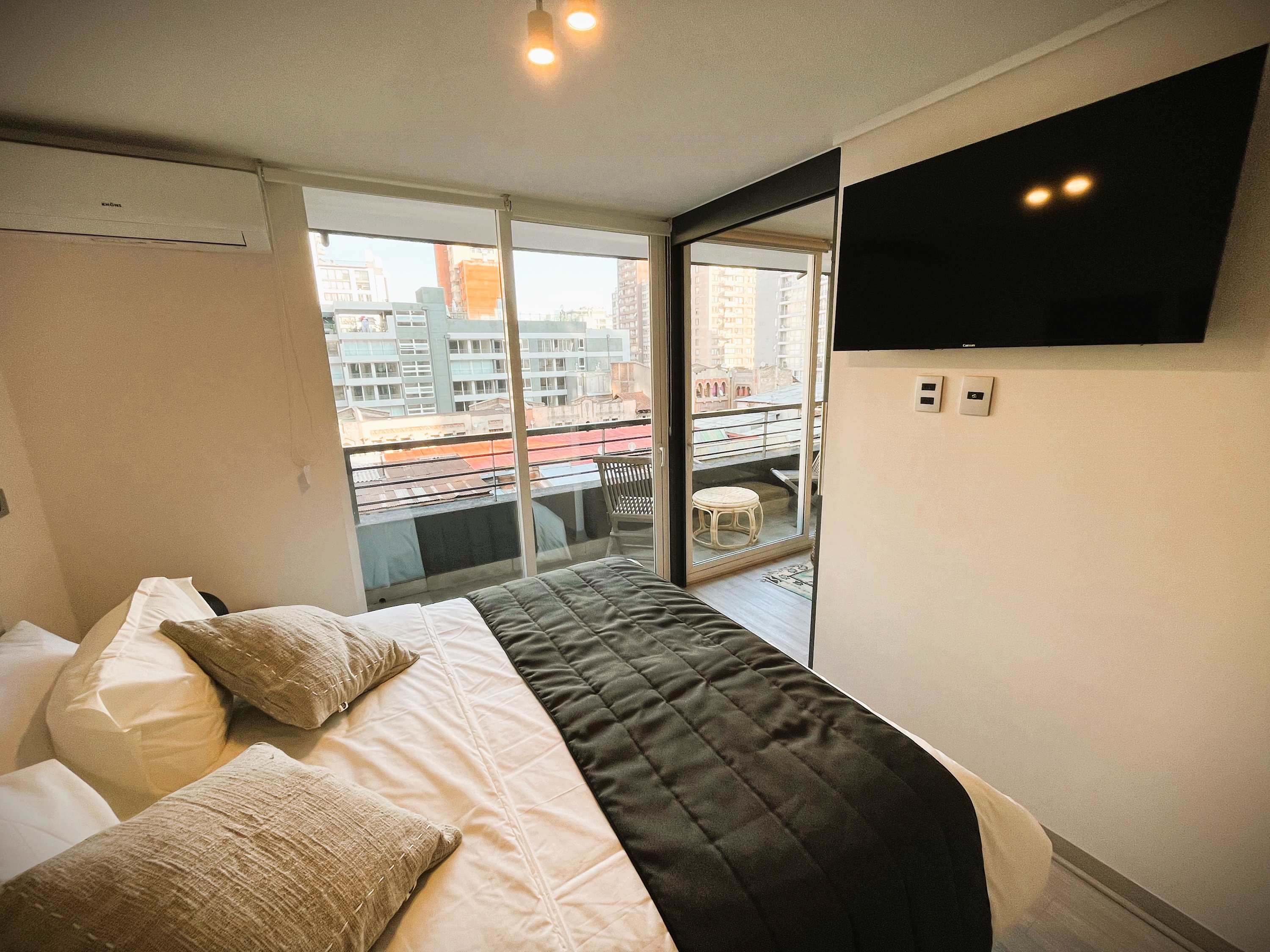 HOM 1-bed with pool and washer · Metro Santa Lucía — Santiago, Santiago Metropolitan — vacation rental