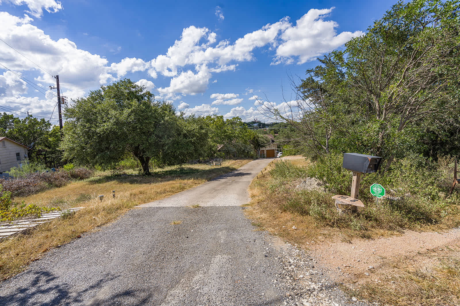 Great views, Lake, Open Concept | Shining Sun