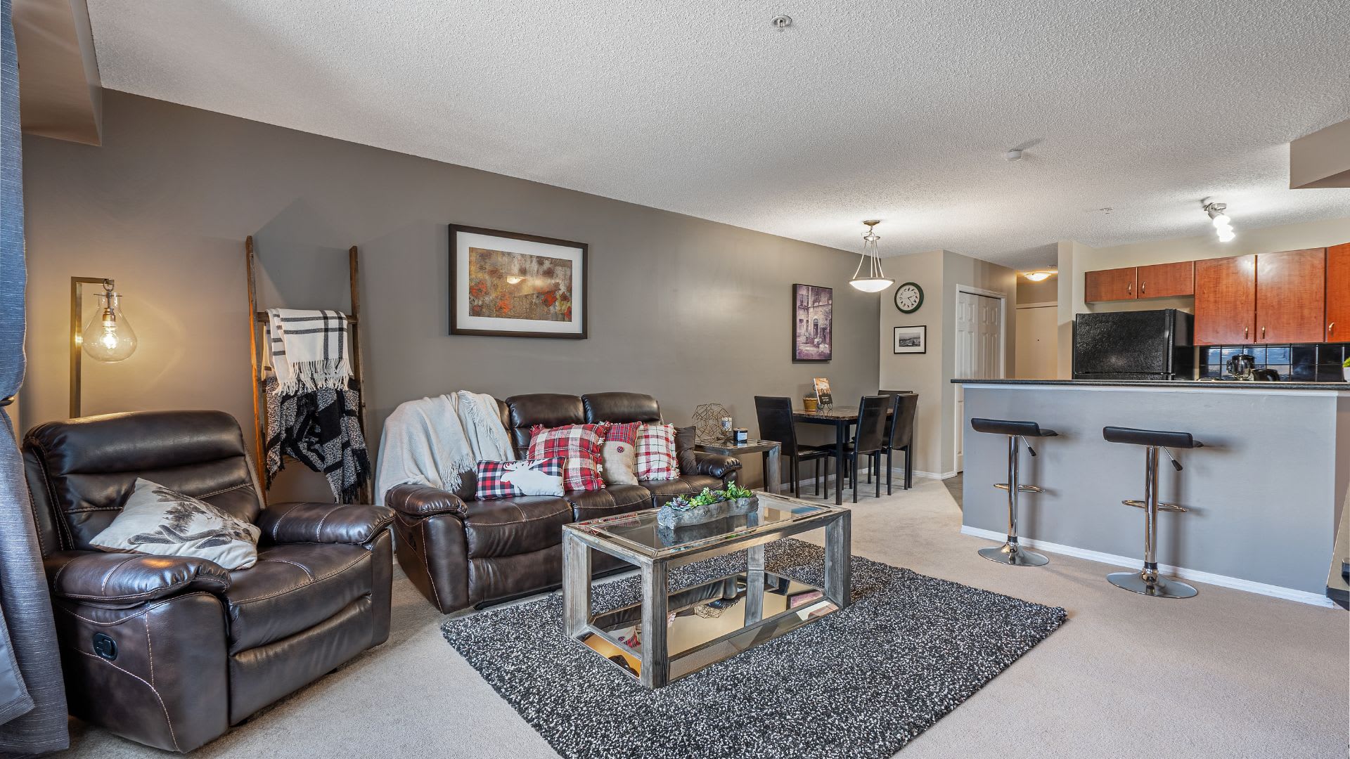 Cozy Mountain | Ski, Beach, Hot Tub & Relaxation!! — Invermere, British Columbia — vacation rental
