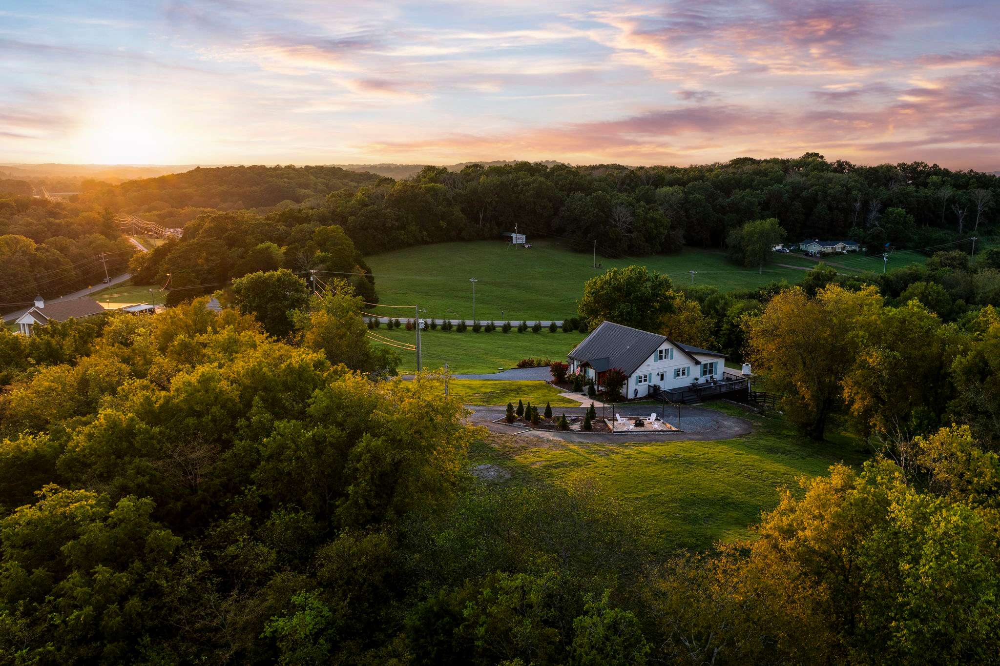 27 South - Lux Estate w/ Views, Hot Tub & Gameroom - Picture 1