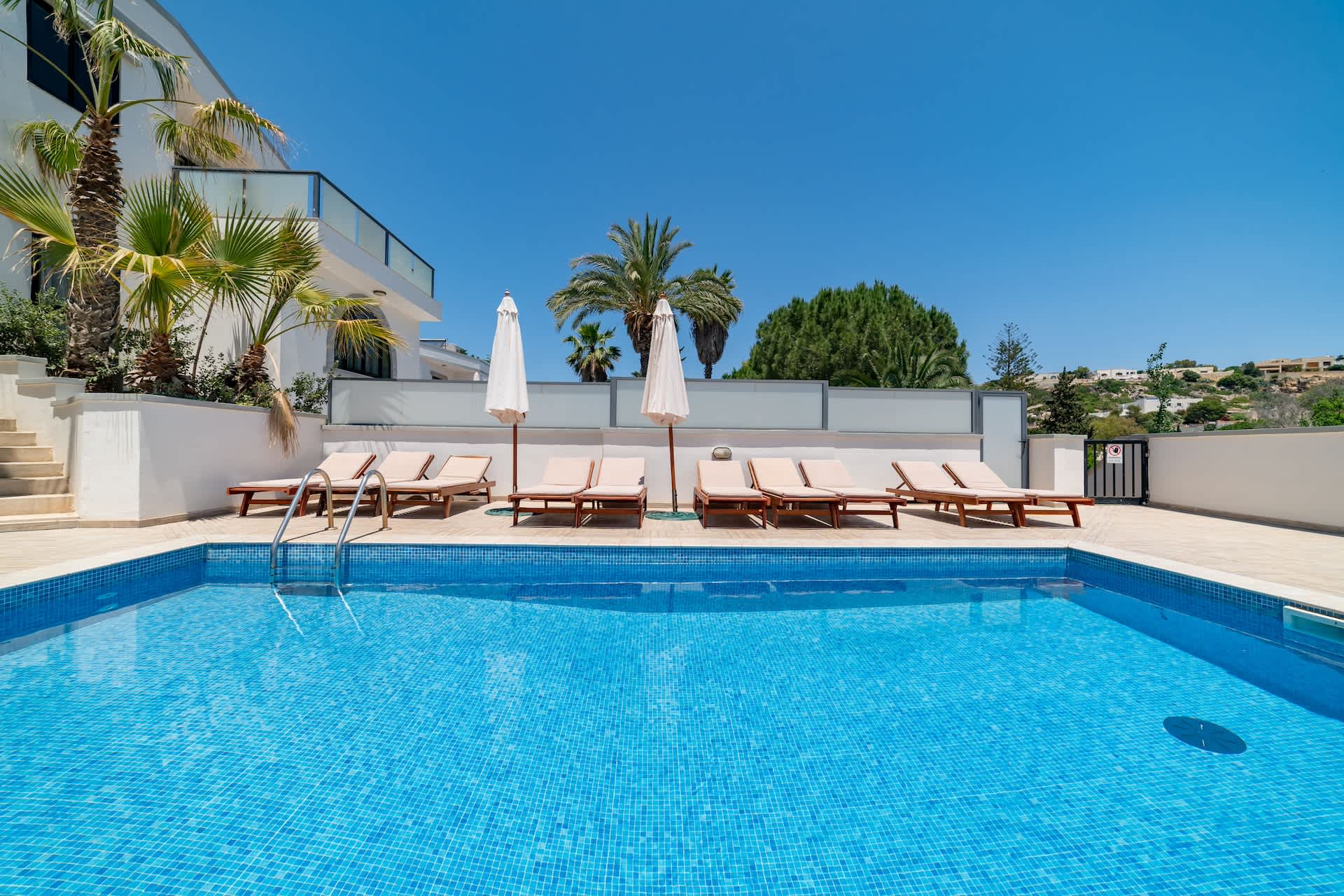 Villa Sardinella~ Villa w/ Private pool Near Town