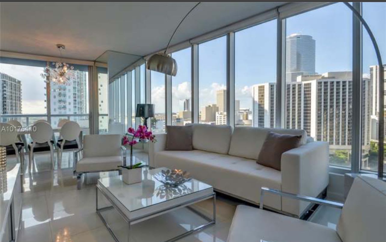 Waterfront Luxury Stay in Icon Brickell - Foto 1