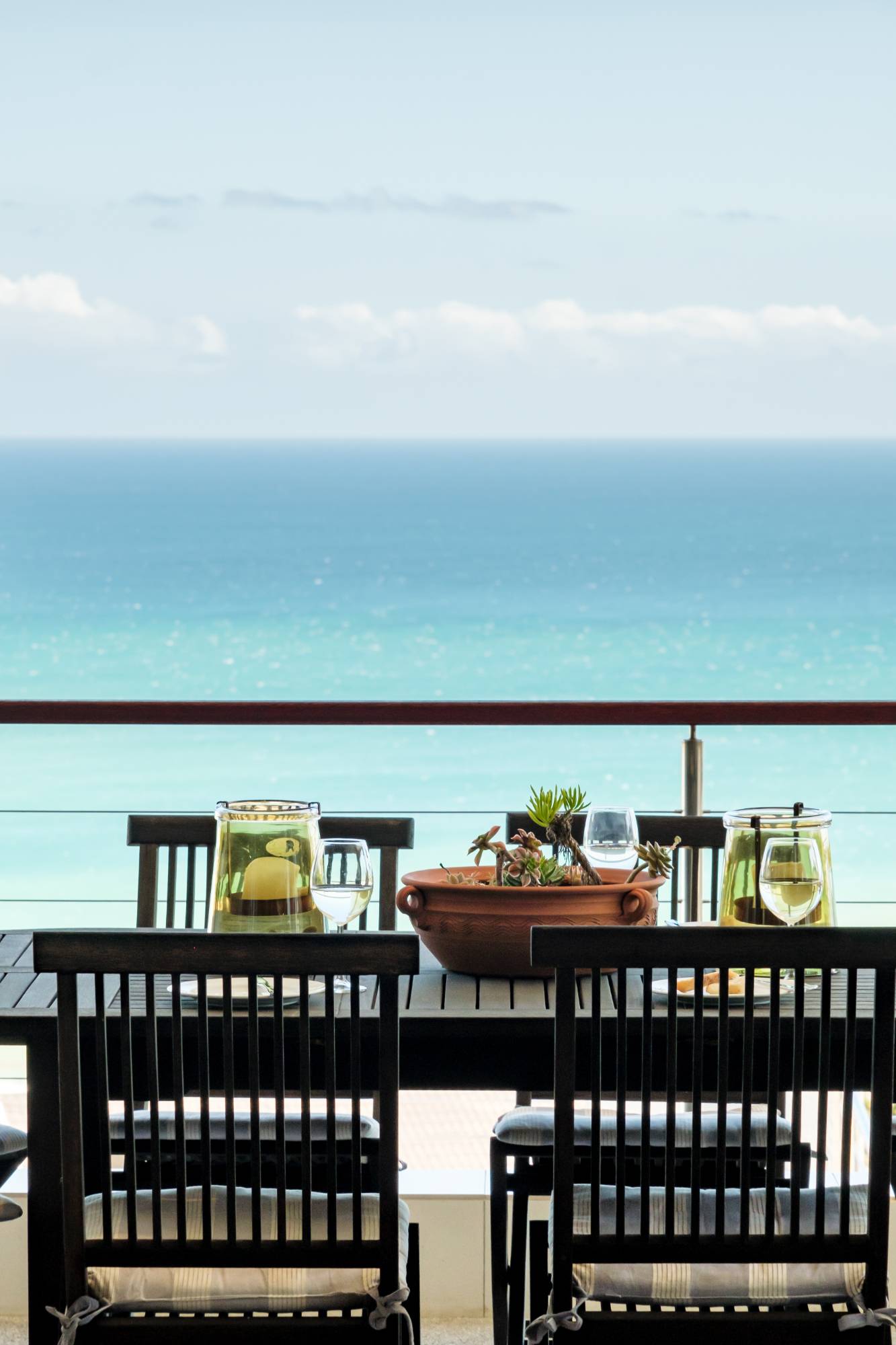 Refined Comfort and Scenic Beauty at aVIEWor2 6