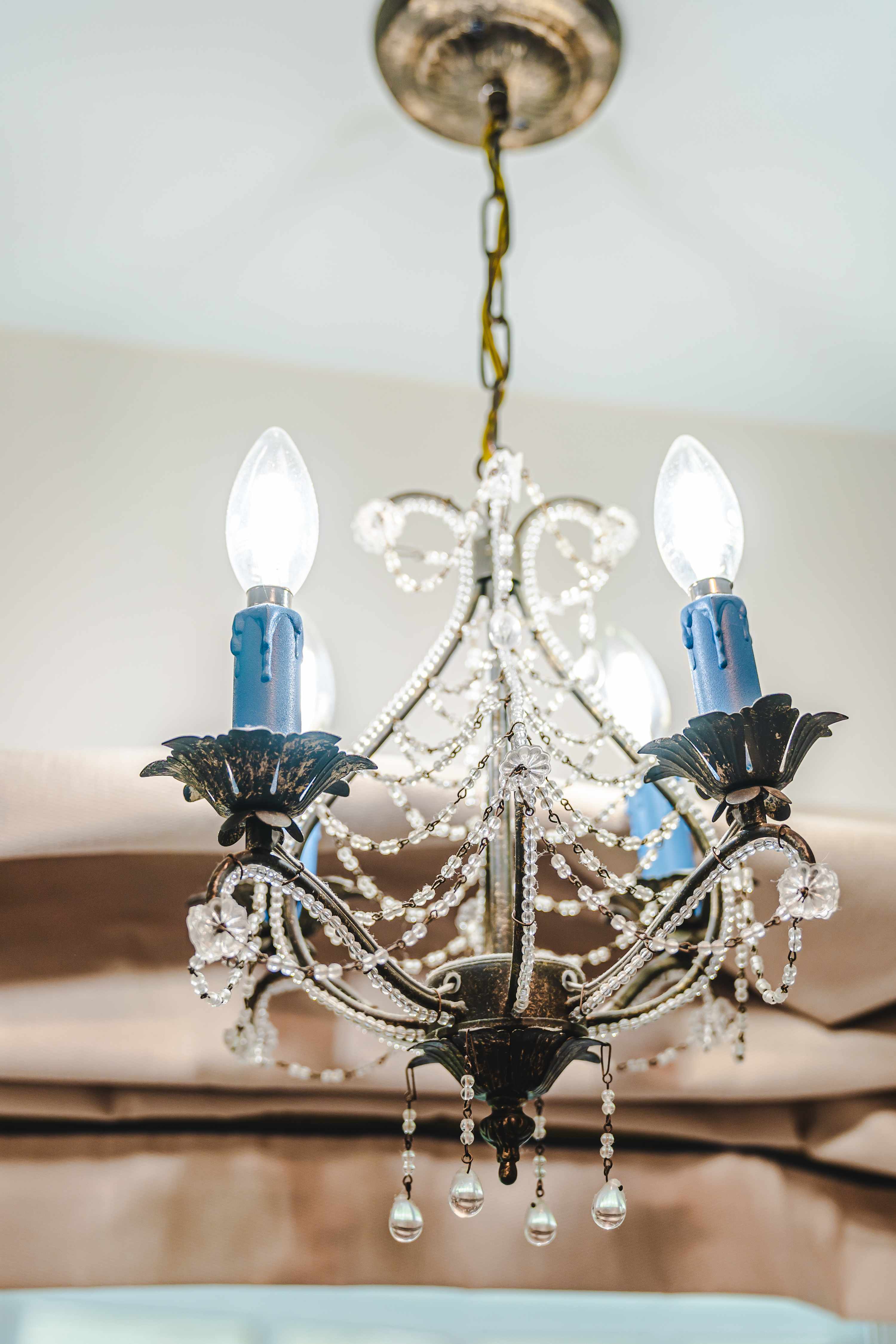 Beach house w/boardwalk, fire pit & putting green