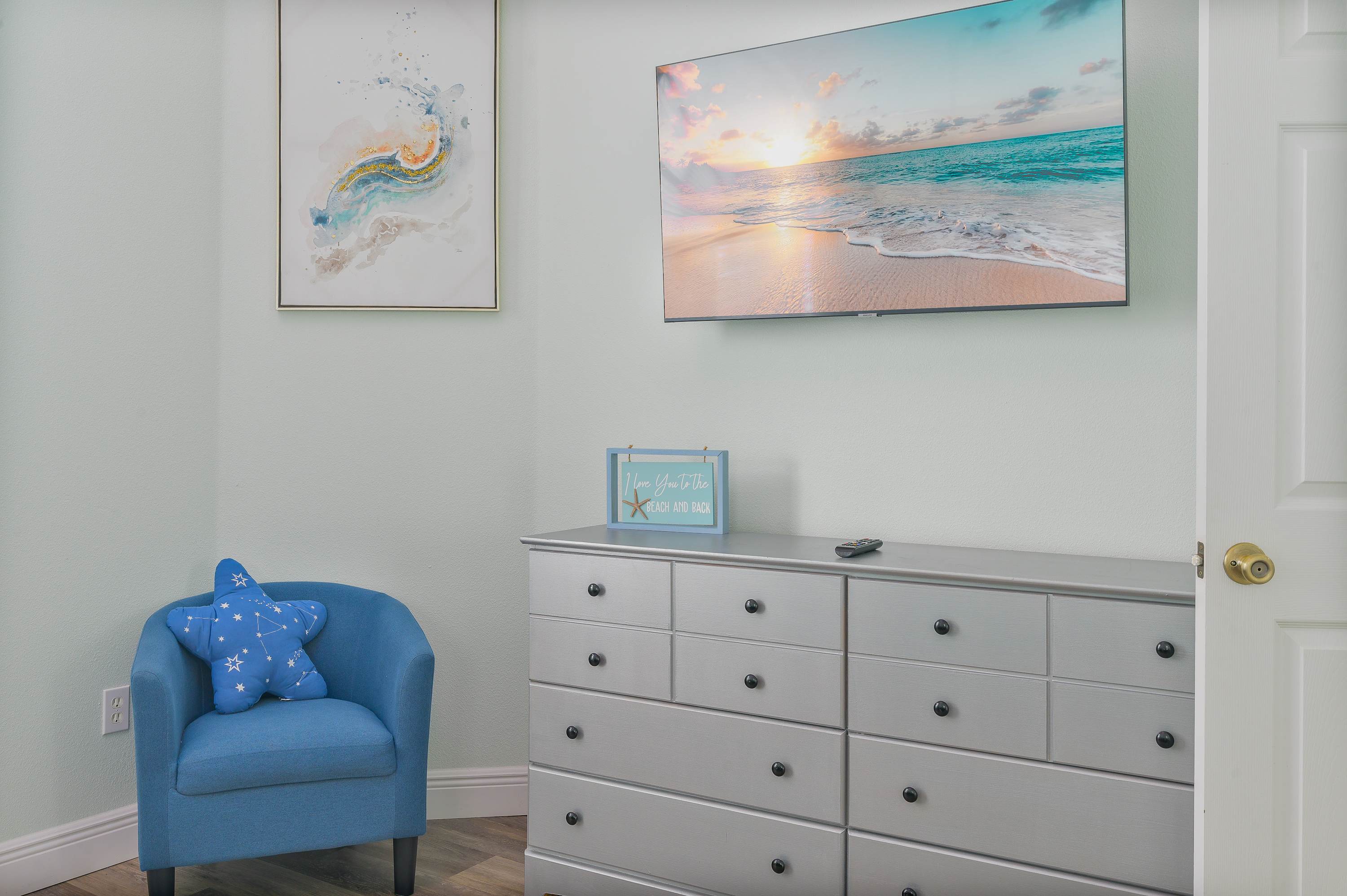 Single-Level Home w Heated Pool & 9MI to Disney