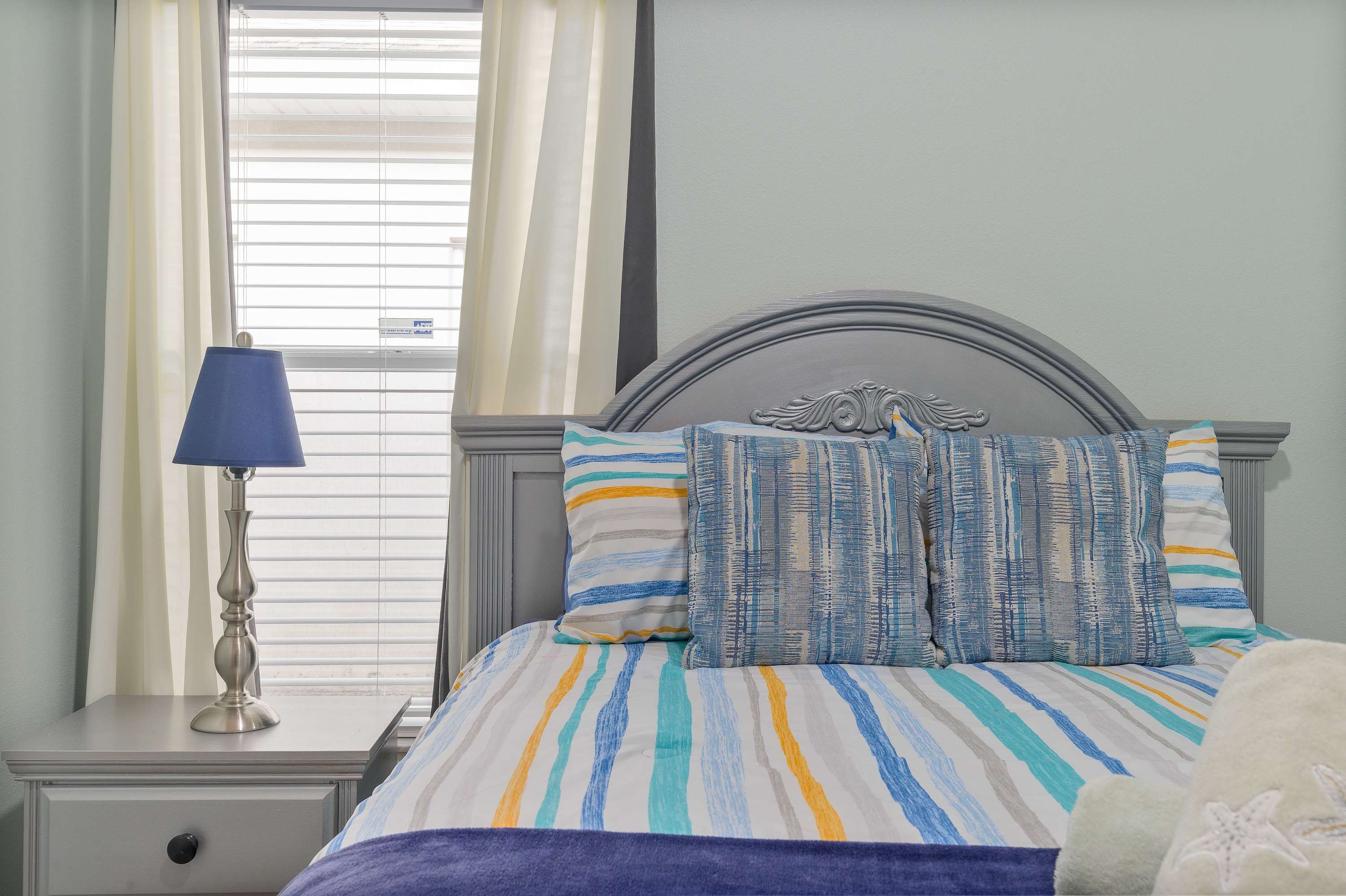 Single-Level Home w Heated Pool & 9MI to Disney