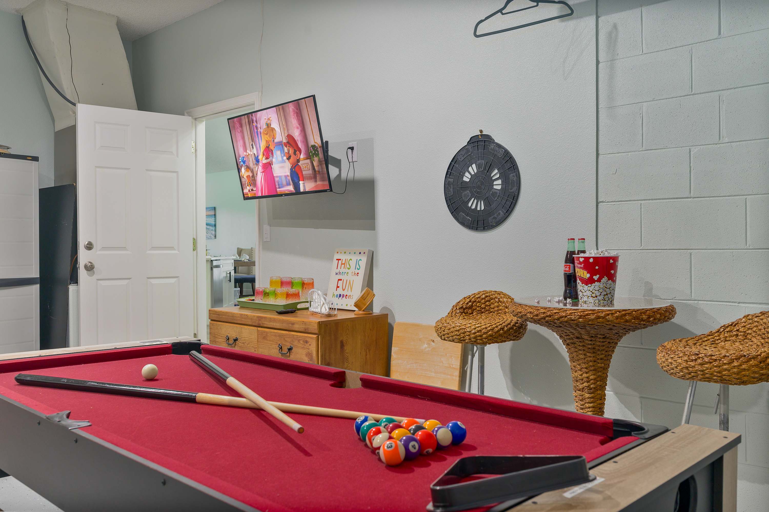 Single-Level Home w Heated Pool & 9MI to Disney