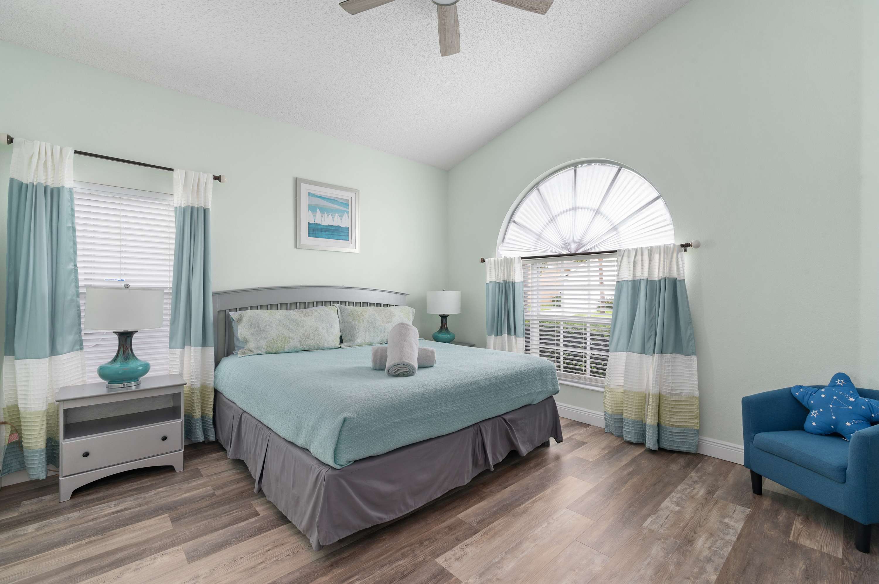 Single-Level Home w Heated Pool & 9MI to Disney