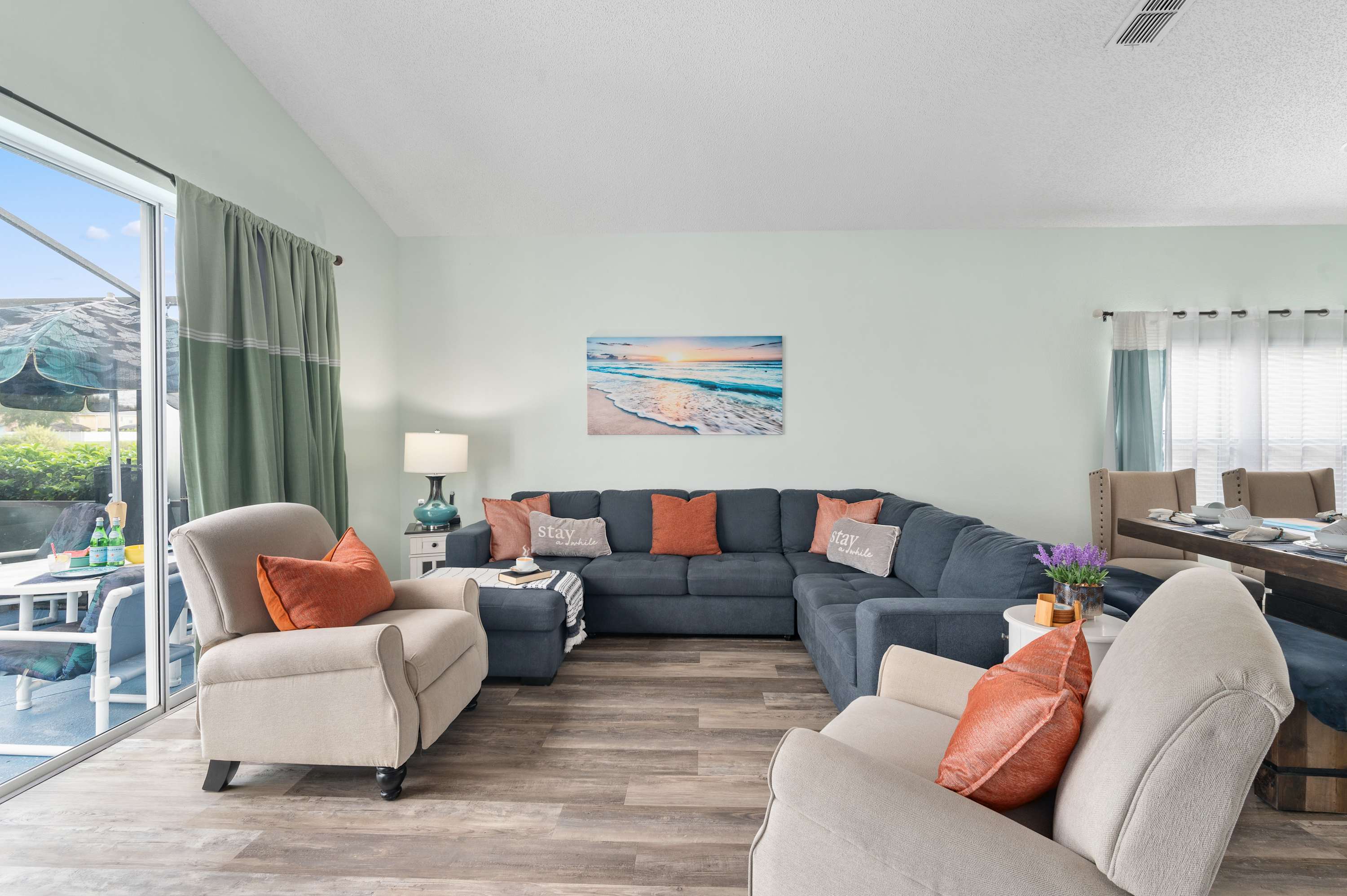 Single-Level Home w Heated Pool & 9MI to Disney