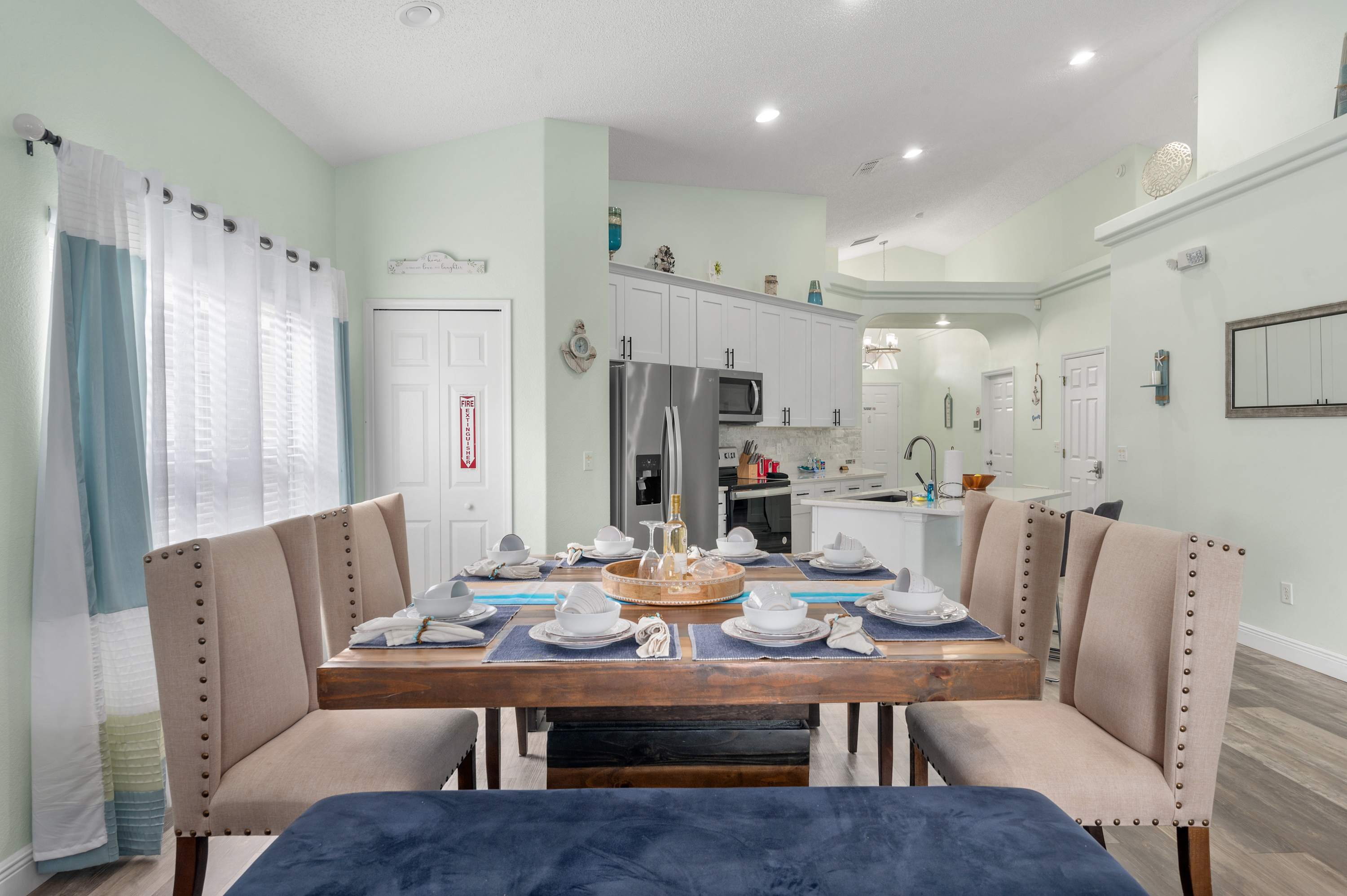 Single-Level Home w Heated Pool & 9MI to Disney