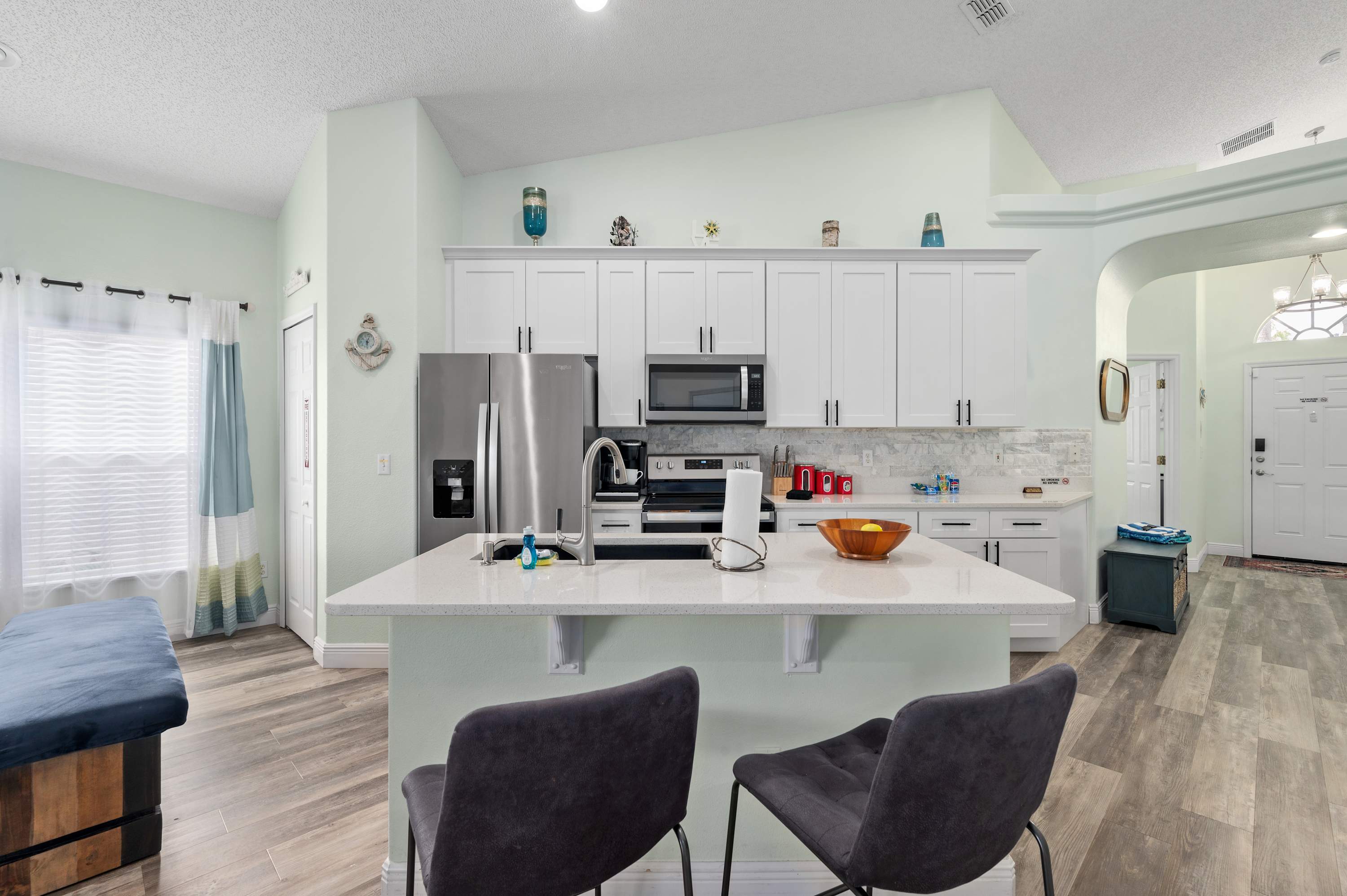 Single-Level Home w Heated Pool & 9MI to Disney