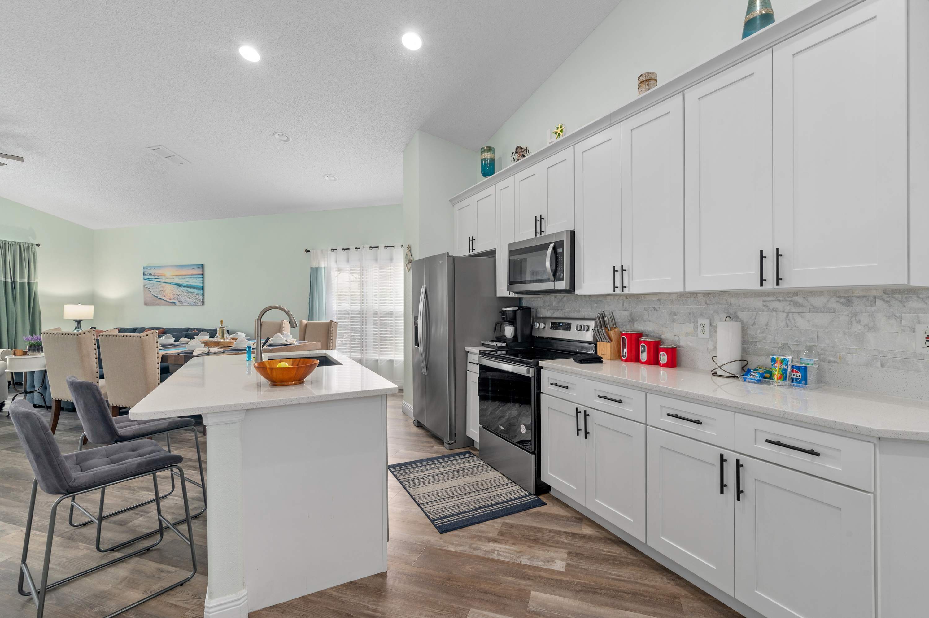 Single-Level Home w Heated Pool & 9MI to Disney