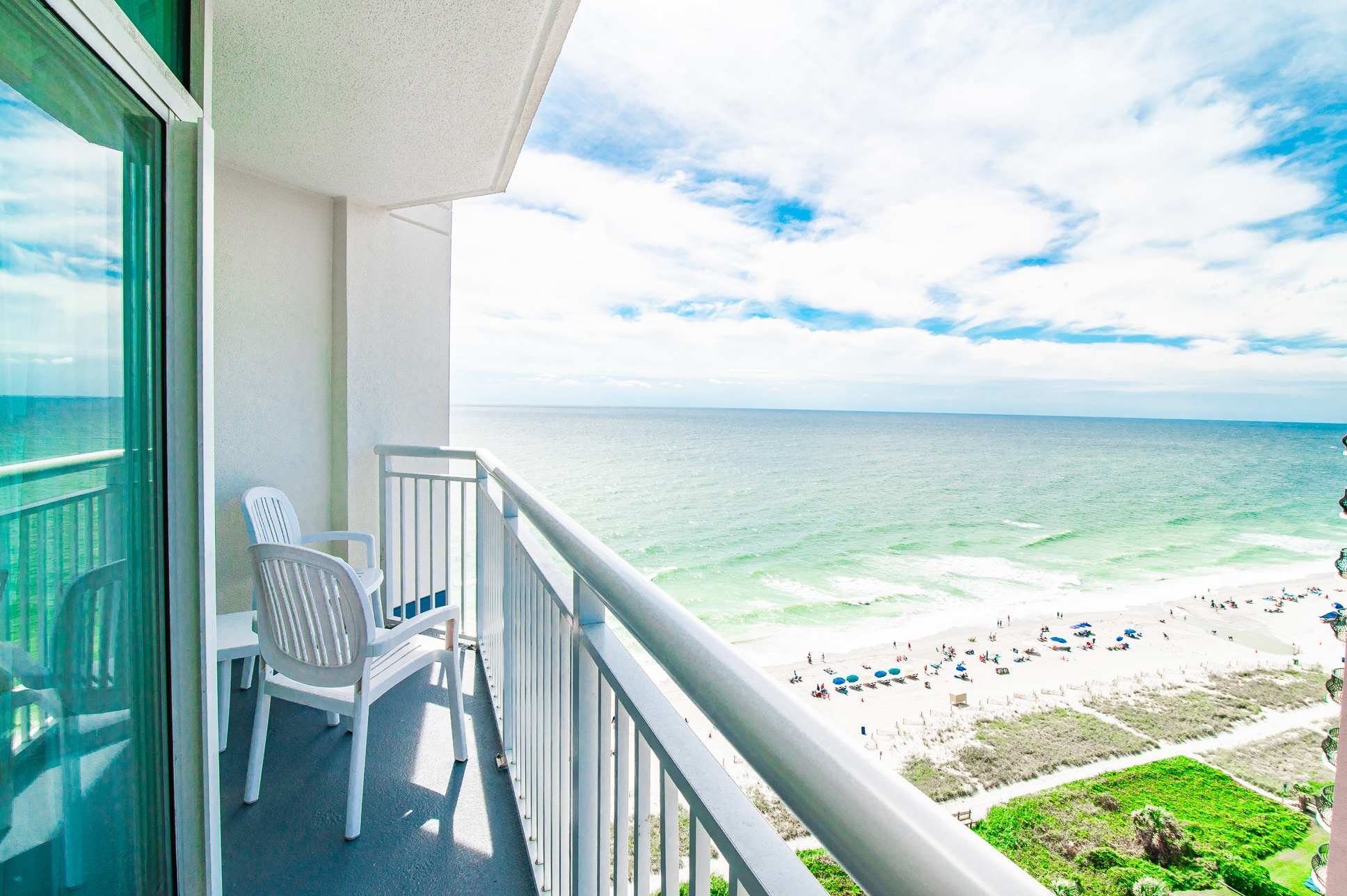 Ocean View Beach Suite w Lazy River