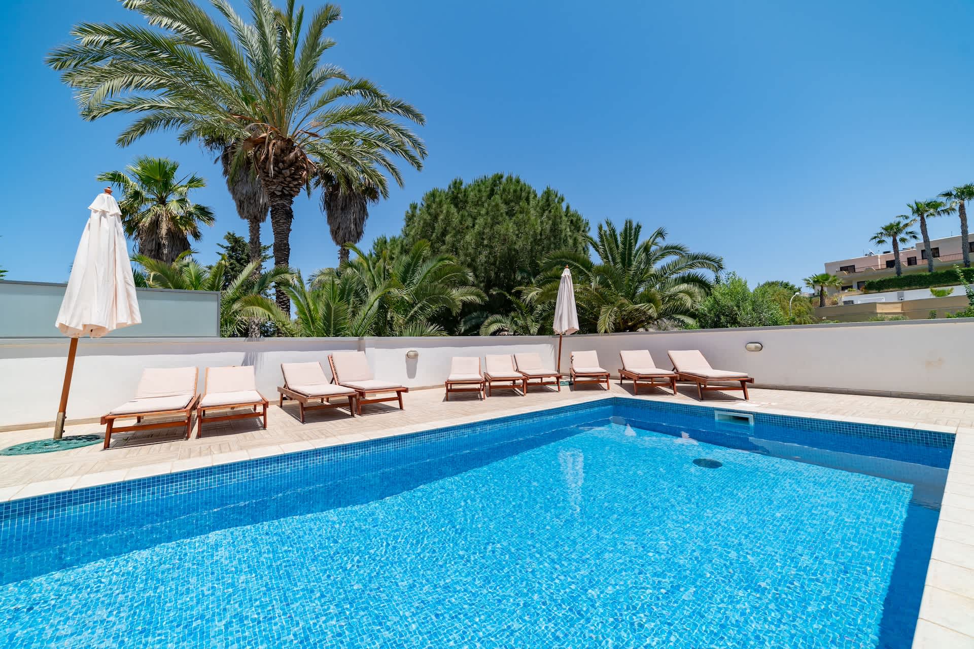 Villa Gardenia~Exclusive 5BR Villa w/ Private Pool - Foto 33