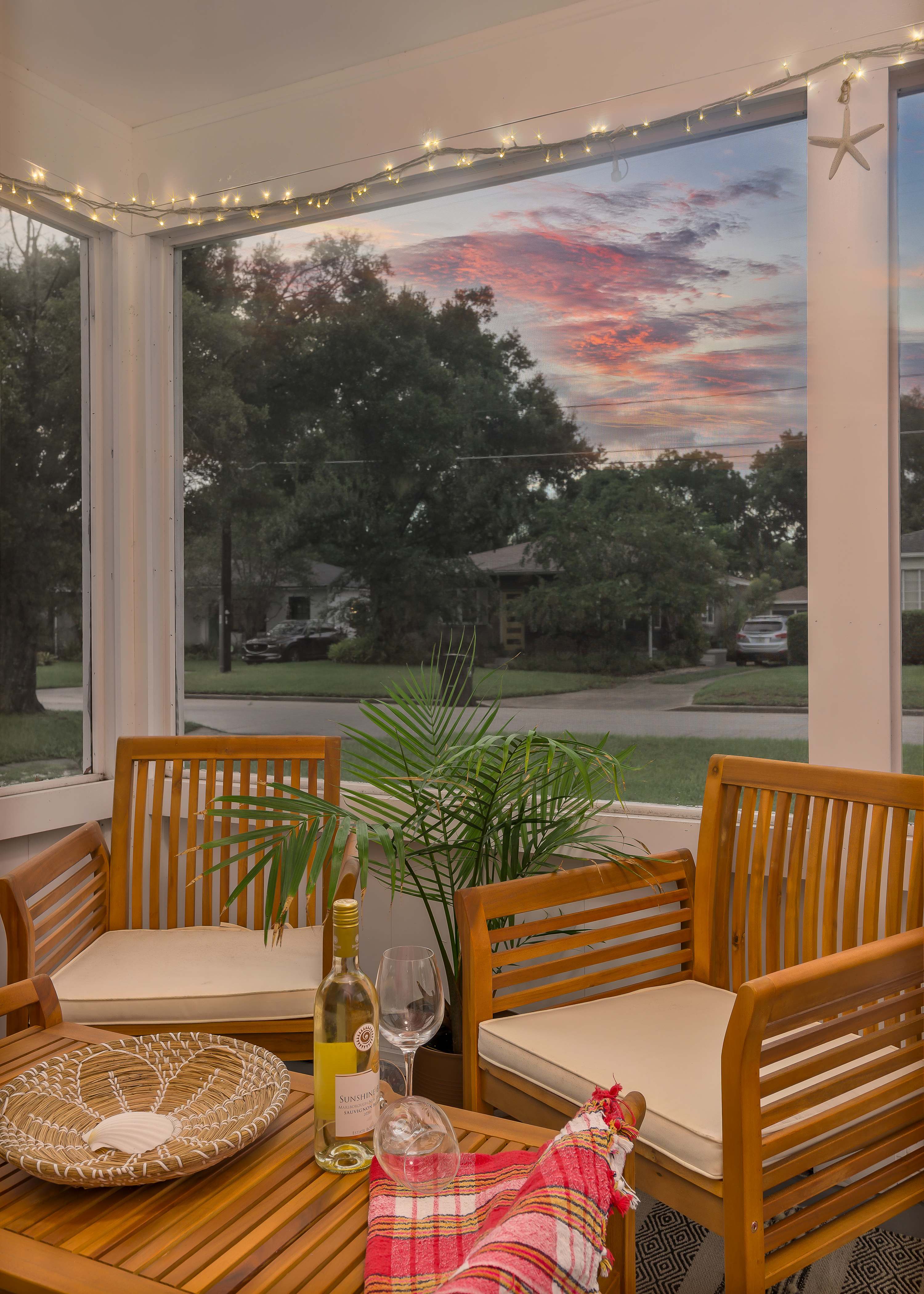 Stylish 2BR home w/ private entrance