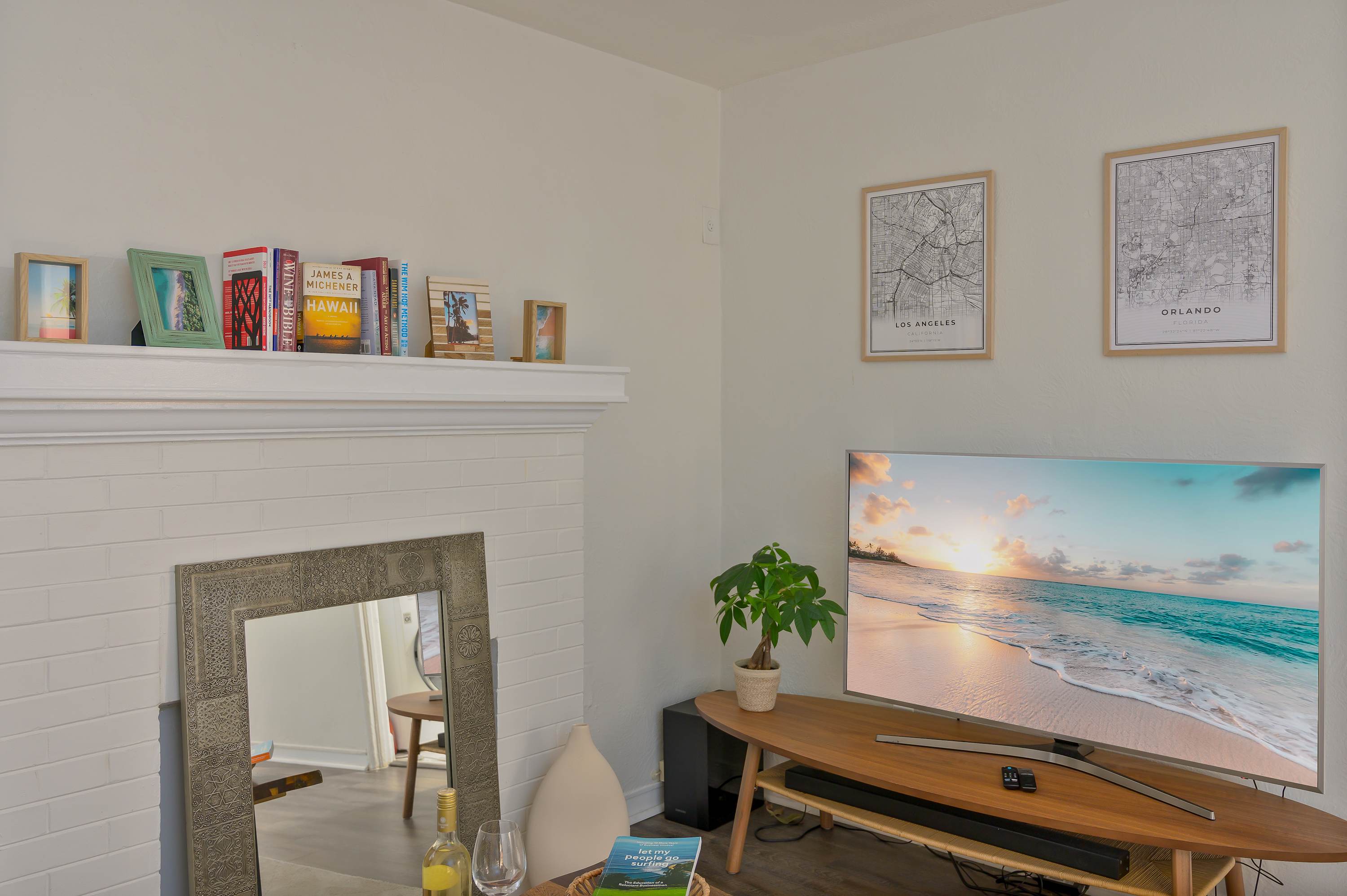 Stylish 2BR home w/ private entrance