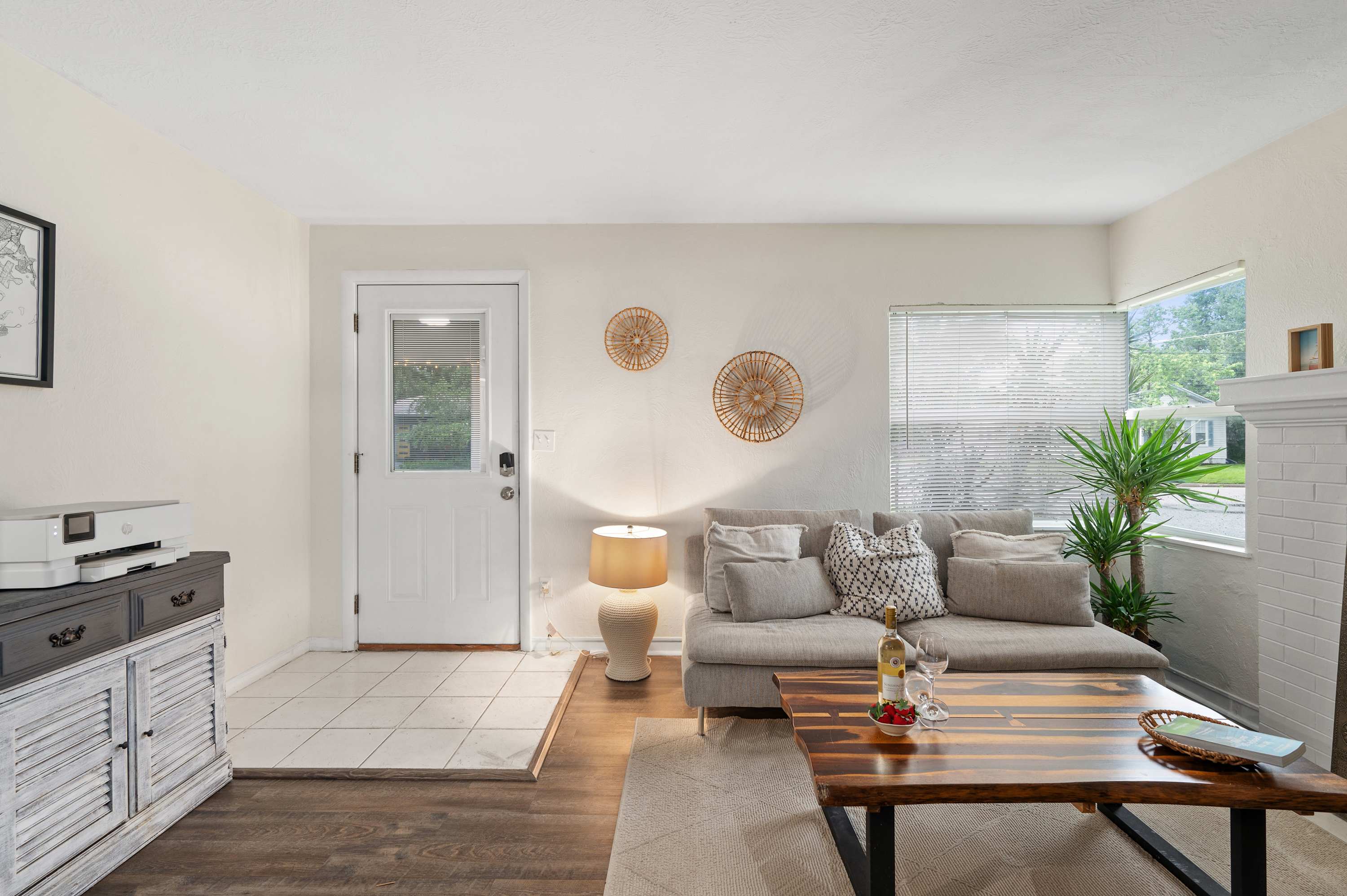 Stylish 2BR home w/ private entrance