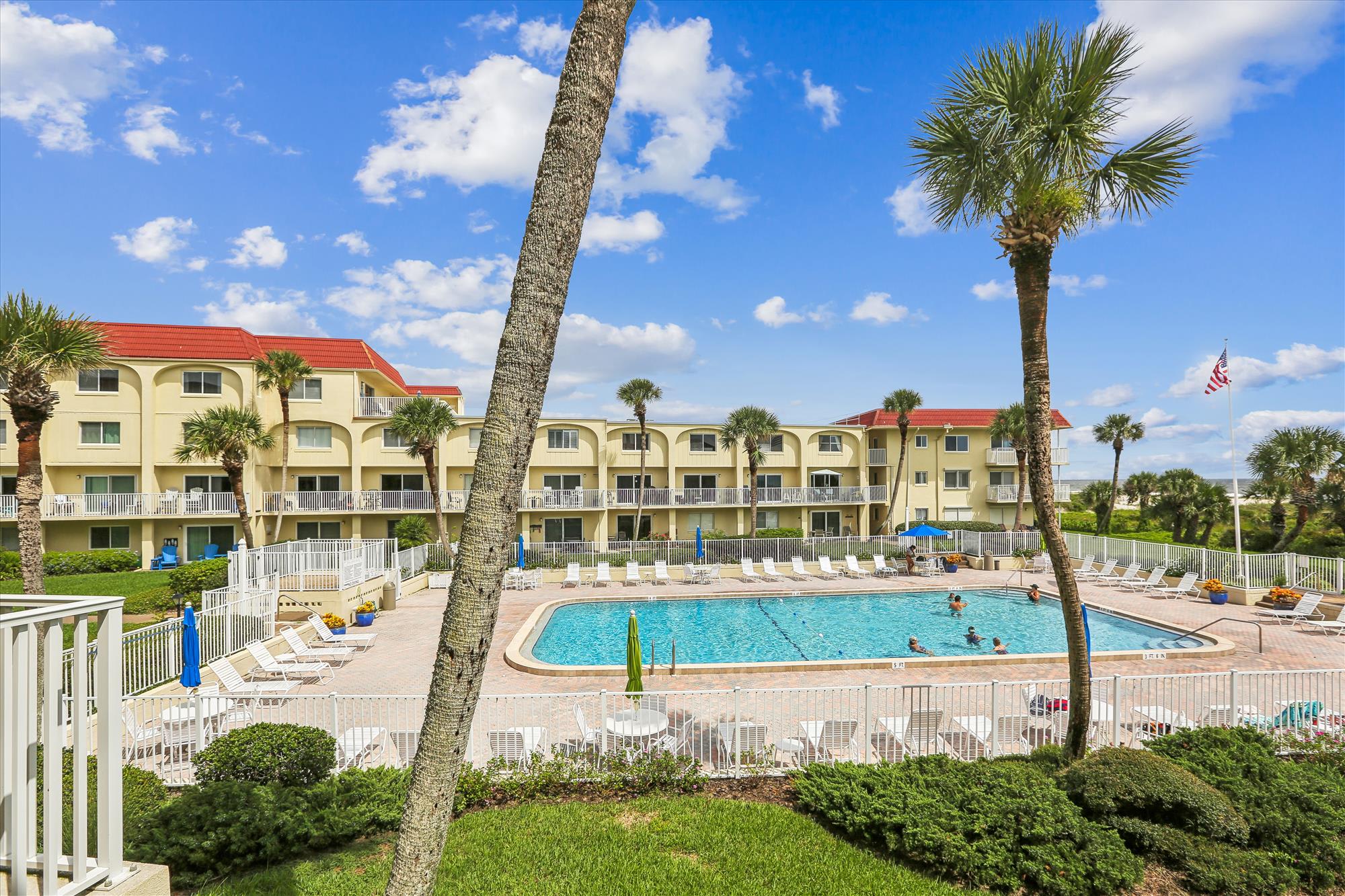 Beachfront 2-Bedroom Condo in St. Augustine 4