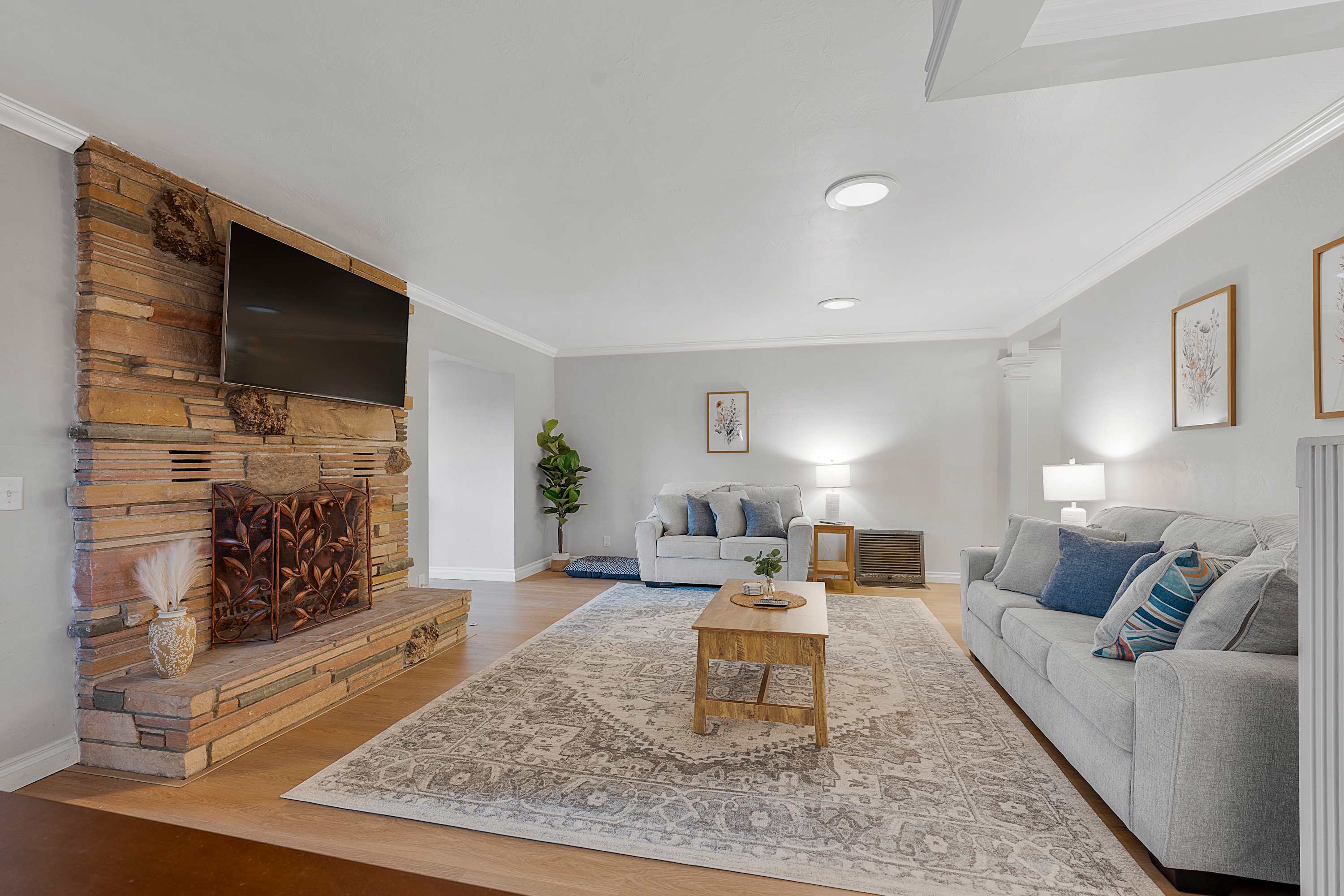 Exciting Game Room And Cozy Fire Pit - Charming Family Retreat - Paso Robles, CA