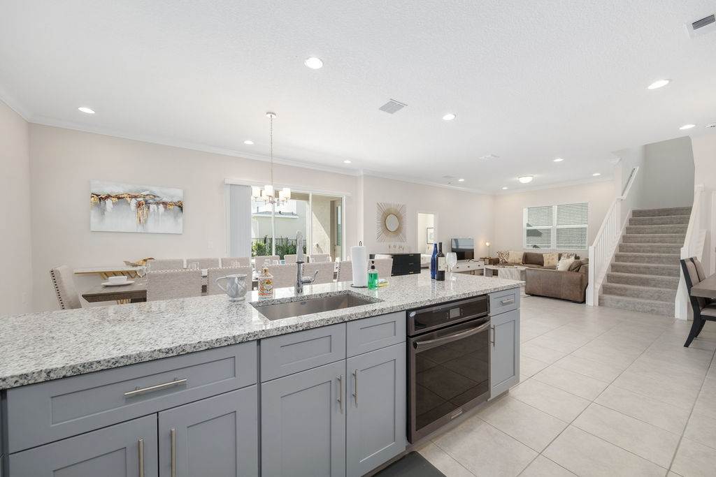 Brand NEW Eden Gardens Community! Luxury KOSHER Villa-w/ Pool! + 12 MI to Disney!