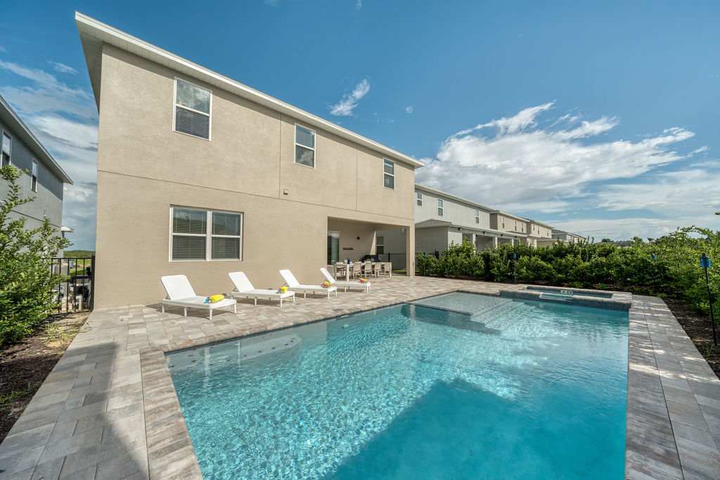 Brand NEW Eden Gardens Community! Luxury KOSHER Villa-w/ Pool! + 12 MI to Disney!