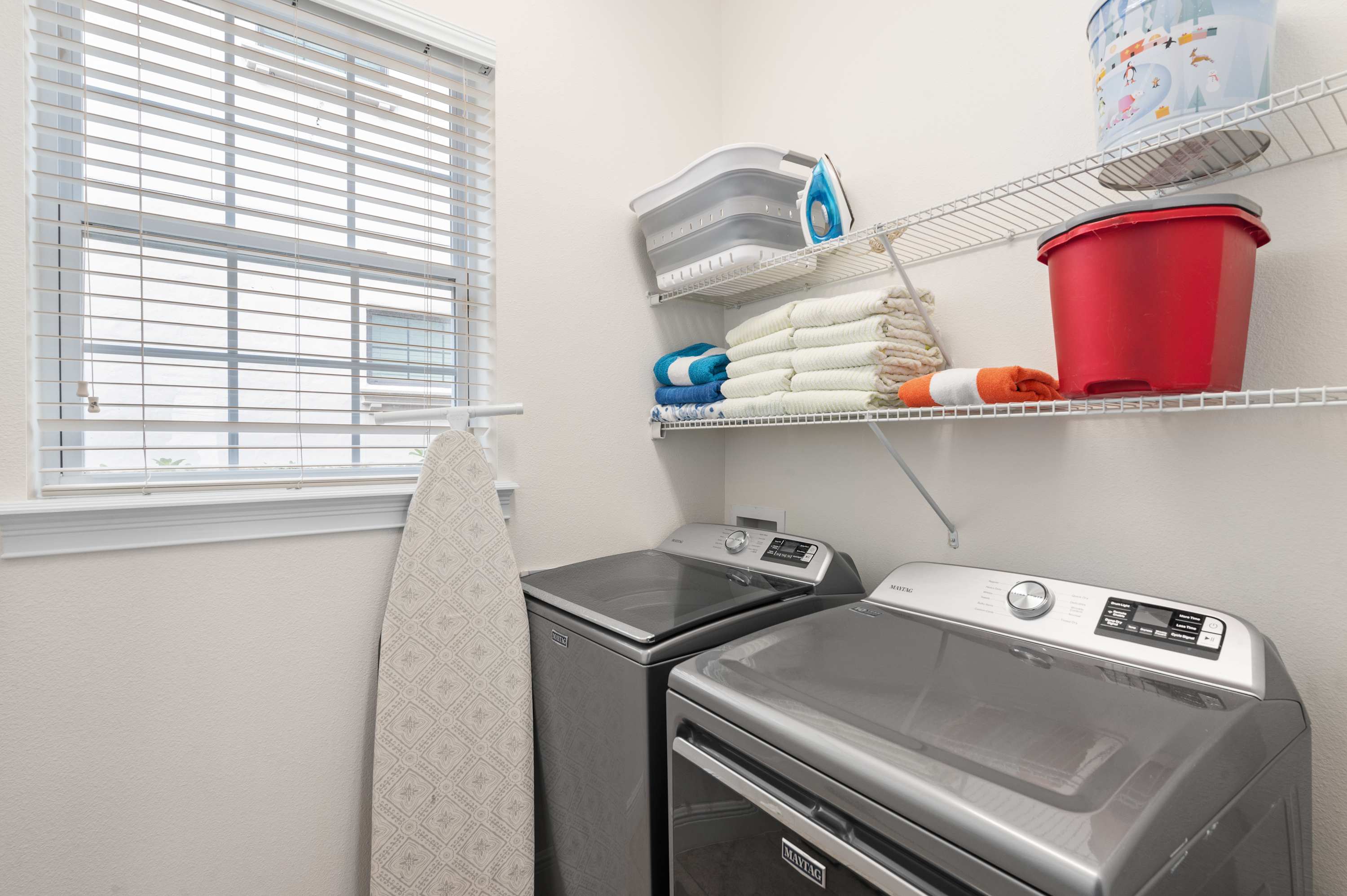 Golf Course View! Game Room, Private Heated Pool!