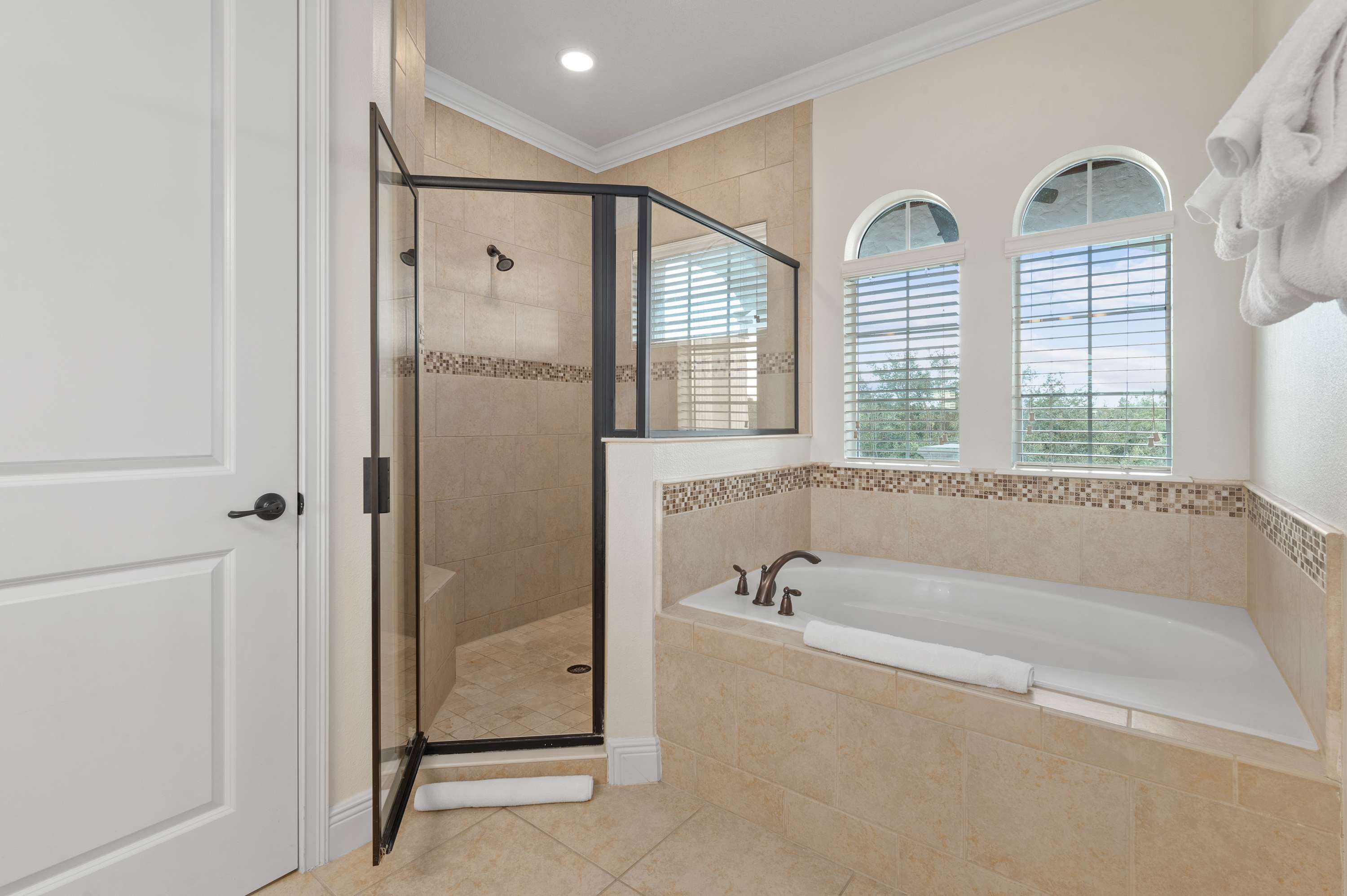 Golf Course View! Game Room, Private Heated Pool!