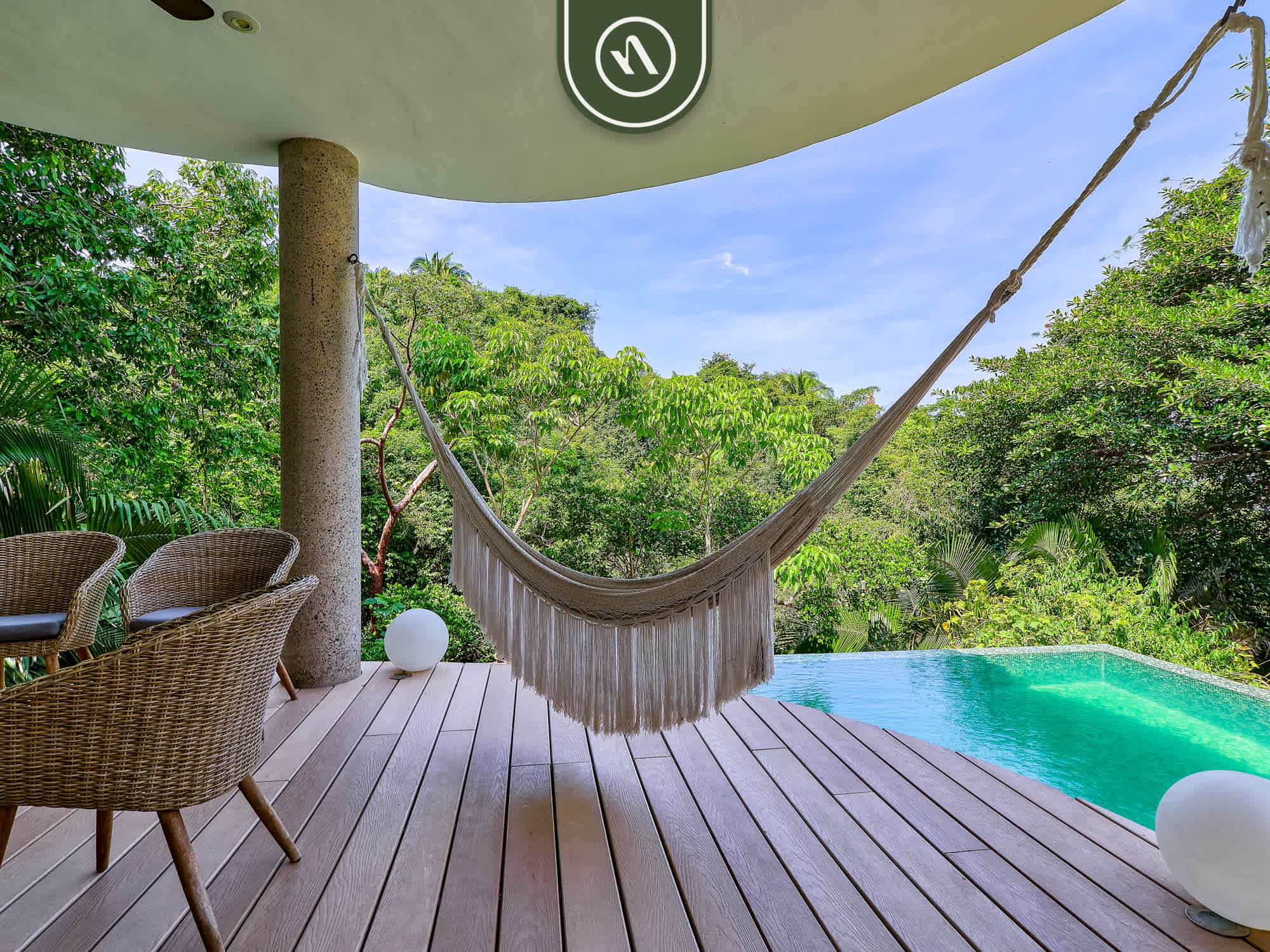 Private Two Bedroom House with Jungle Pool - Foto 1