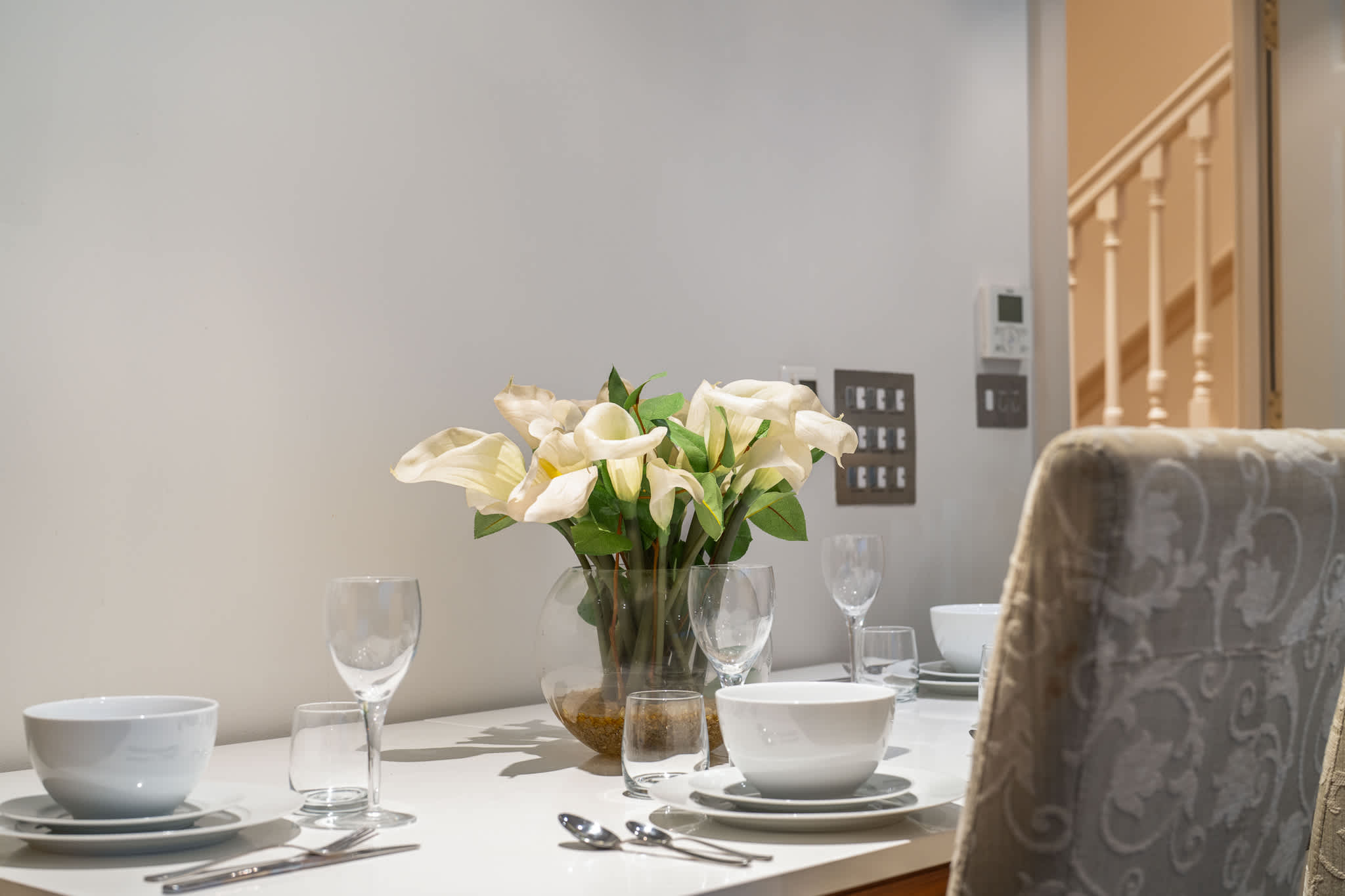 View Luxury 4-Bed Apartment in Mayfair in Hertford Street W1J 7SL Luxury 4-Bed Apartment in Mayfair in Hertford Street W1J 7SL - Property image 15 - VivreStays