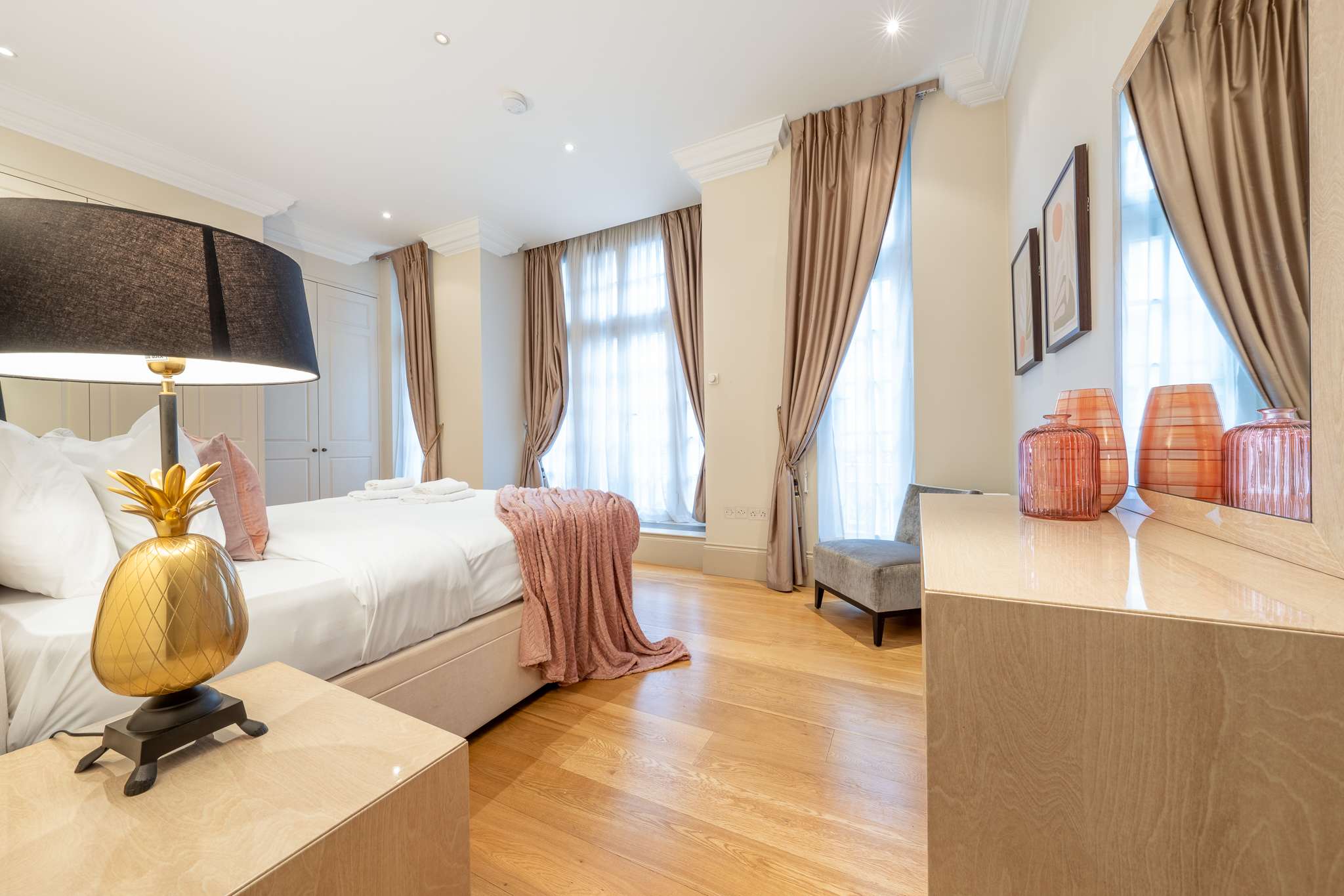 Modern Mayfair Apartment near Hyde Park in Hertford Street W1J 7SL - Property image 11 - VivreStays