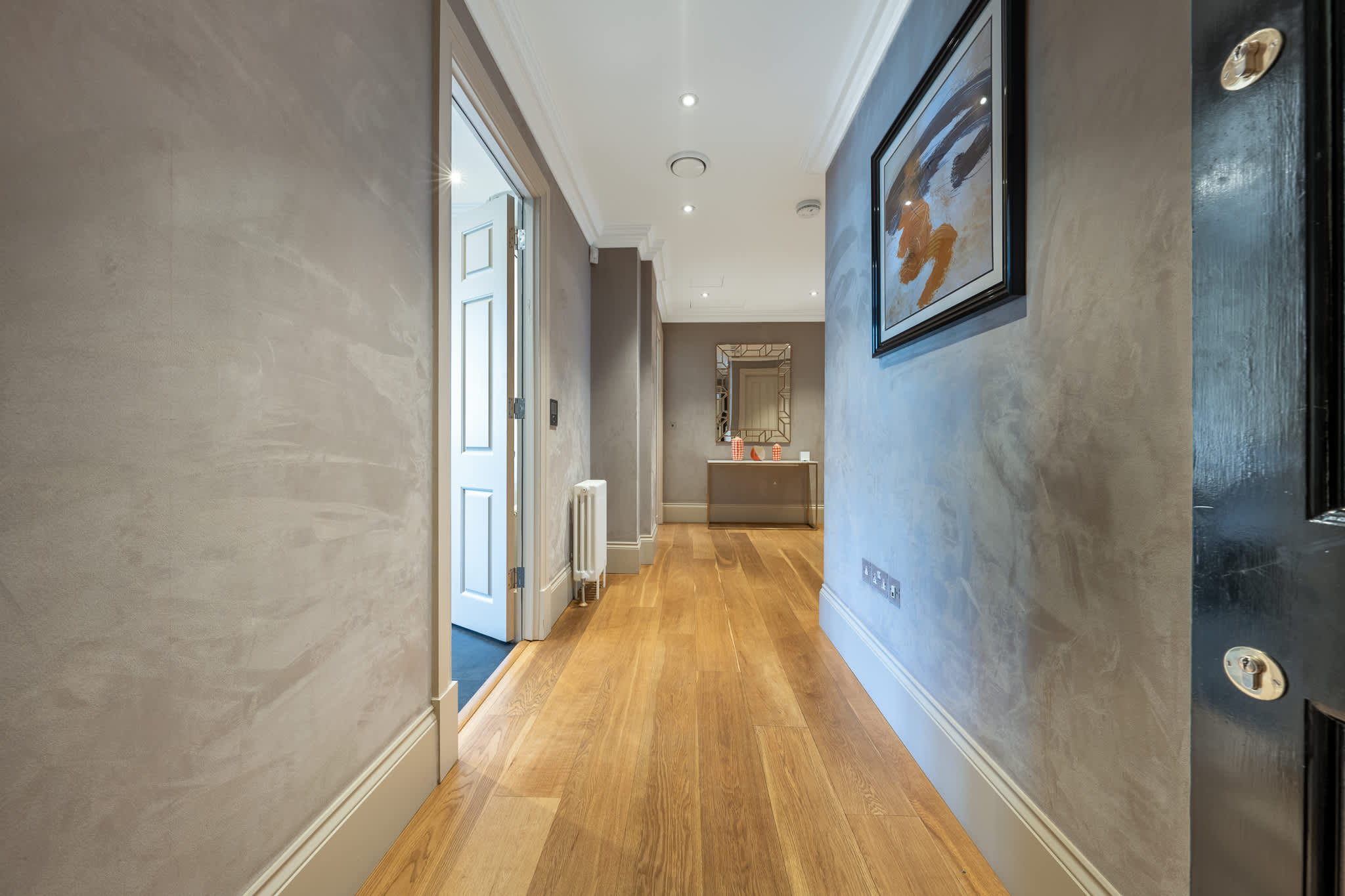Luxurious Mayfair Apartment near Hyde Park in Hertford Street W1J - Property image 3 - VivreStays