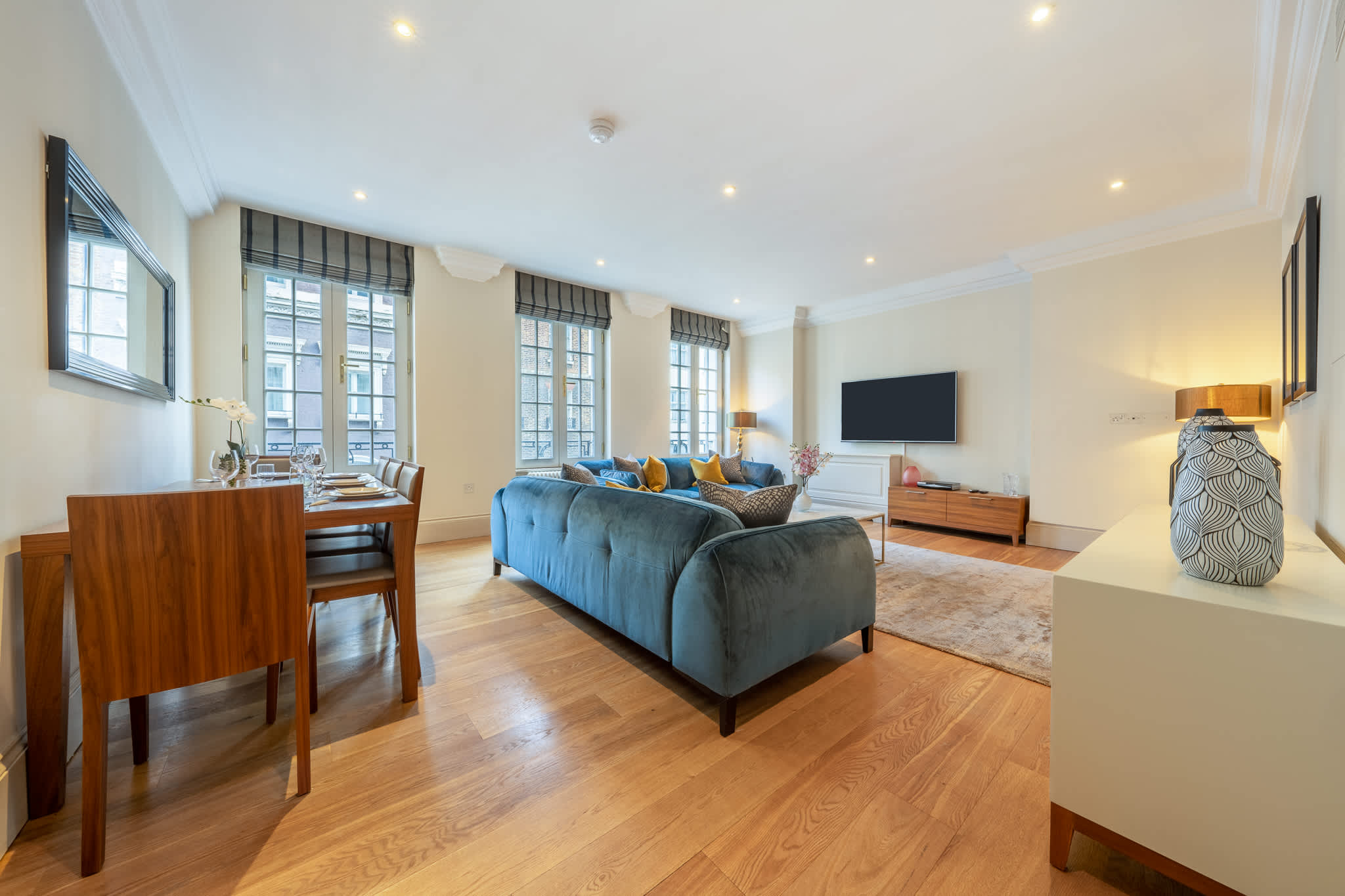 Luxurious Mayfair Apartment near Hyde Park in Hertford Street W1J - Property image 21 - VivreStays