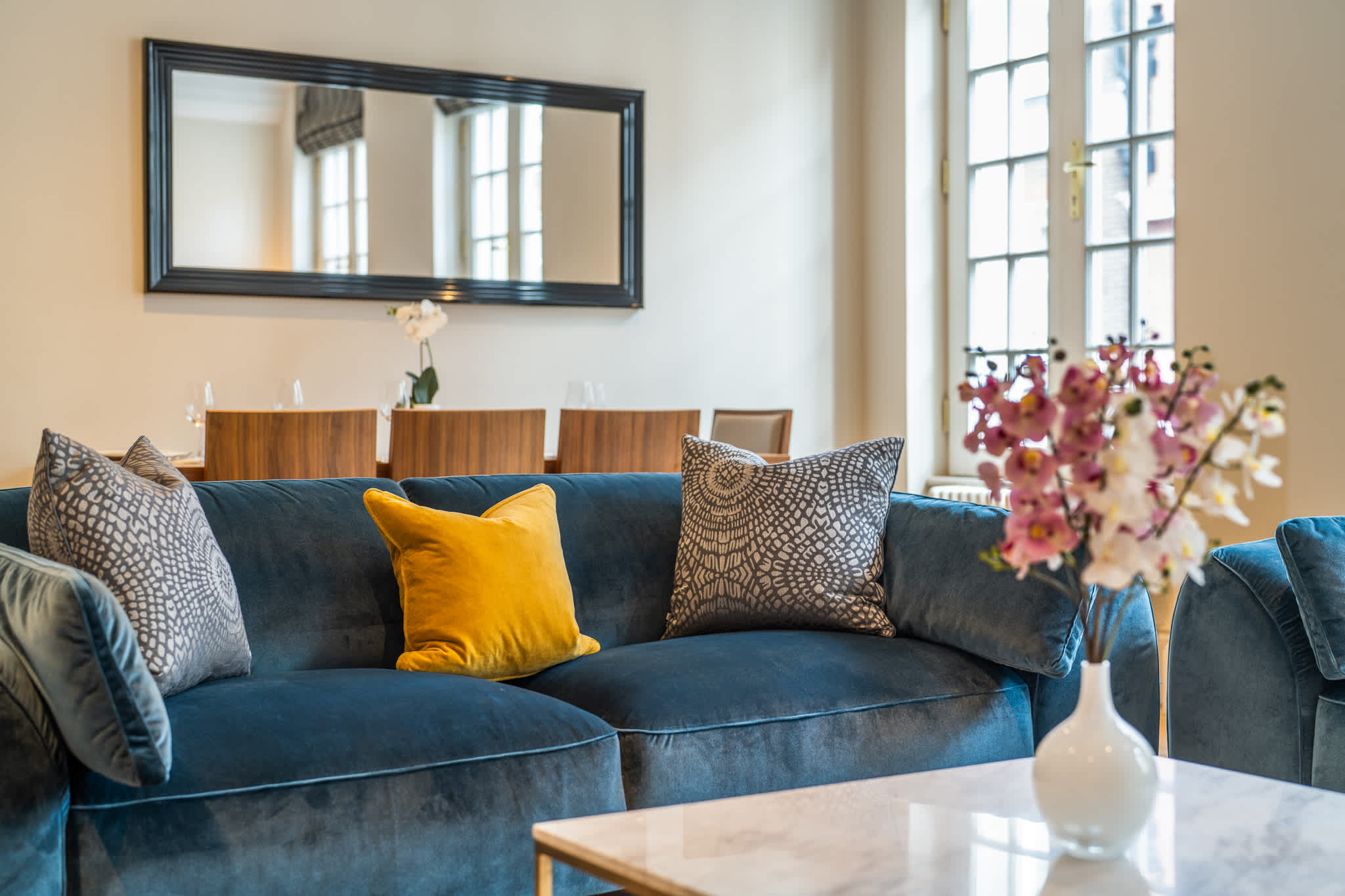 Luxurious Mayfair Apartment near Hyde Park serviced apartment - UK - VivreStays