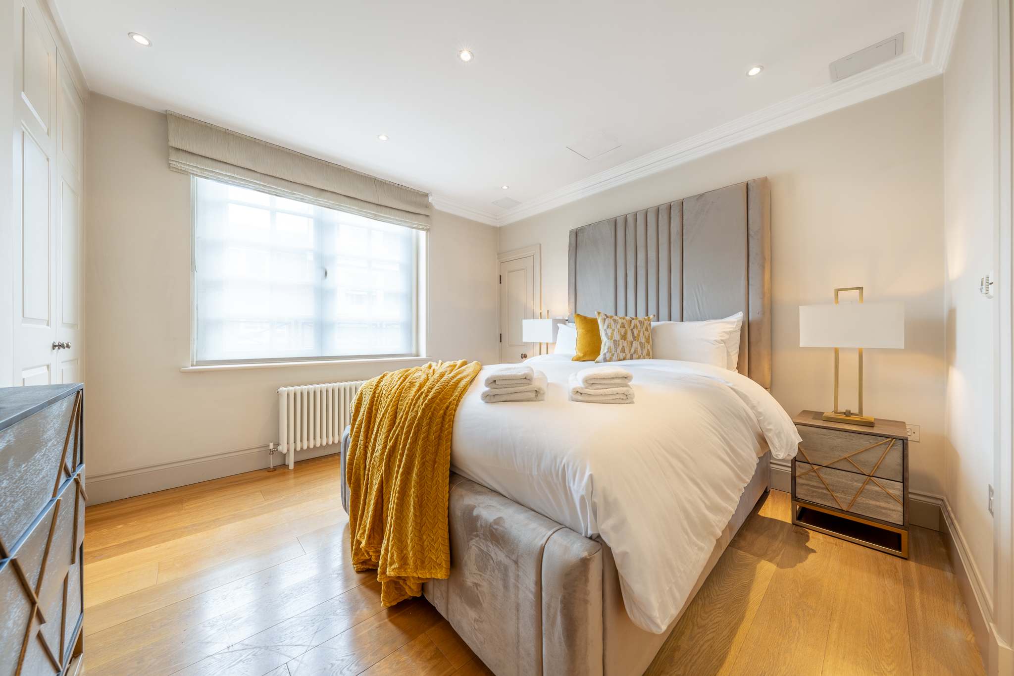 Luxurious Mayfair Apartment near Hyde Park in Hertford Street W1J 7SL - Property image 3 - VivreStays