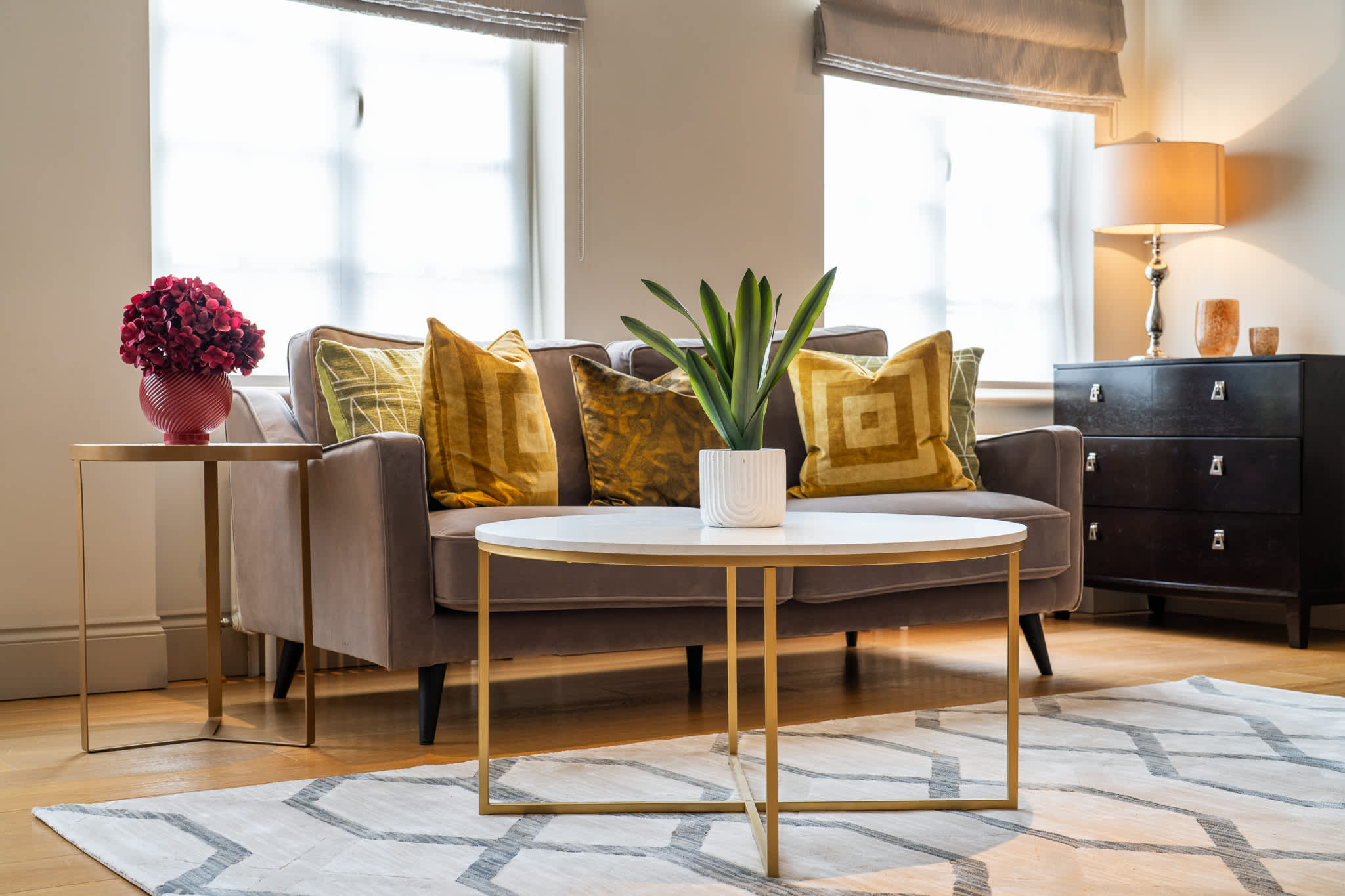 Luxurious Mayfair Apartment near Hyde Park in Hertford Street W1J 7SL - Property image 11 - VivreStays